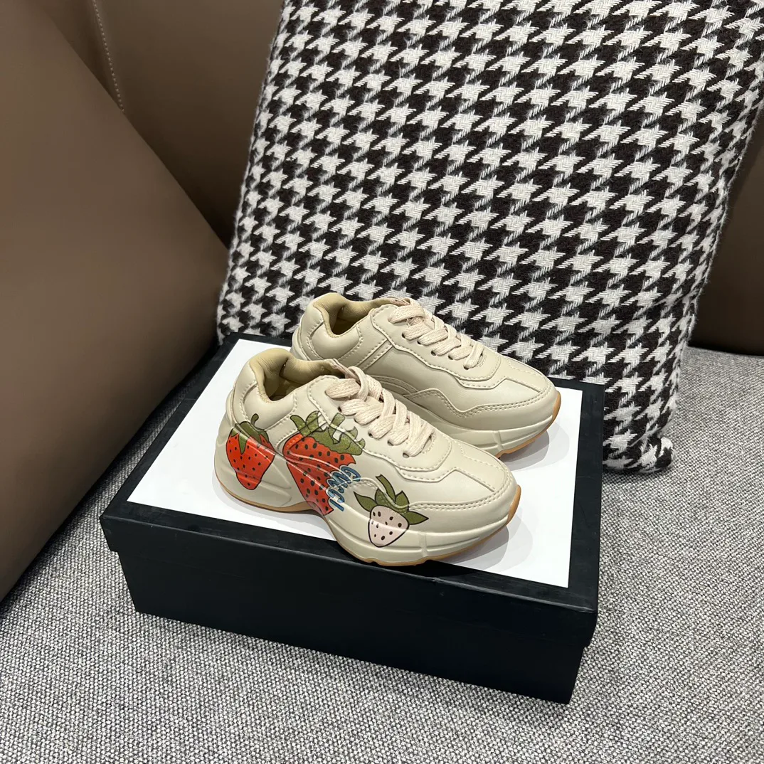 Кроссовки Женские Gucci 18696813