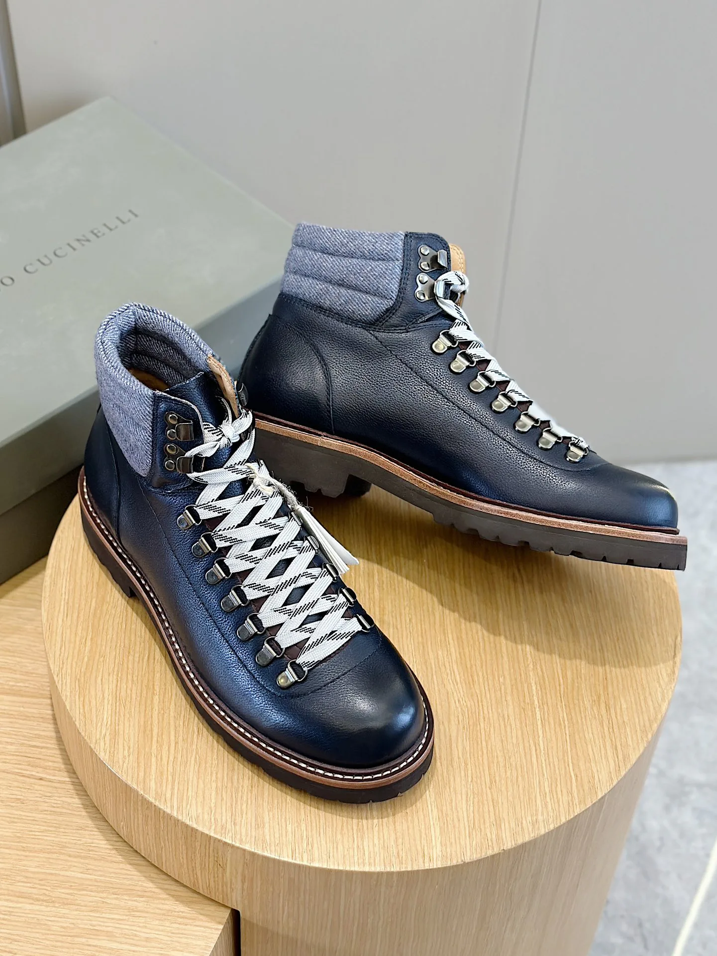 Ботинки Мужские Brunello Cucinelli 19212589