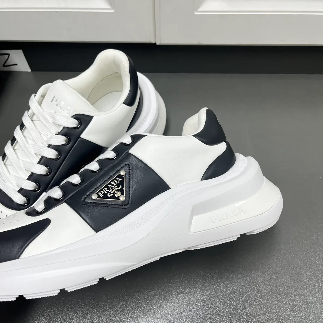 Кроссовки Мужские Prada 2733278