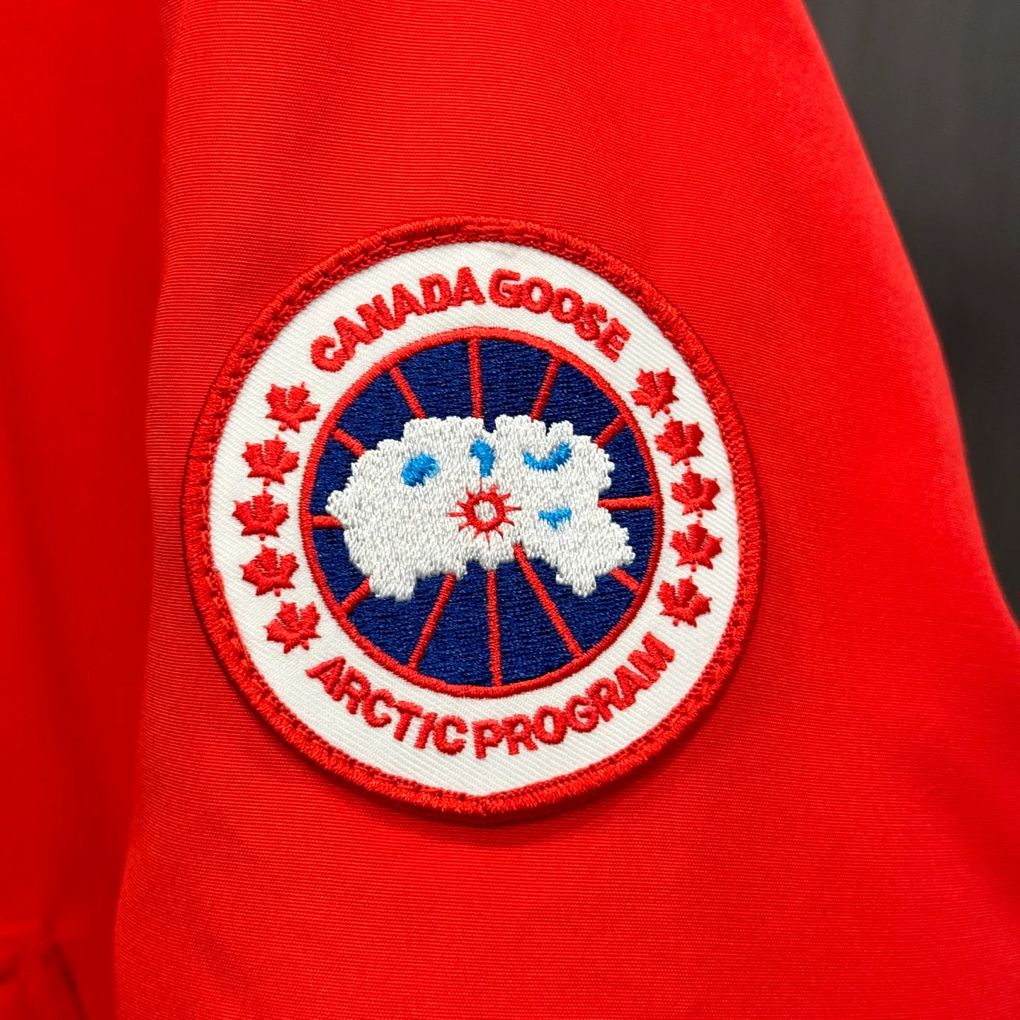 Куртки И Пуховики Женские Canada Goose 18845578