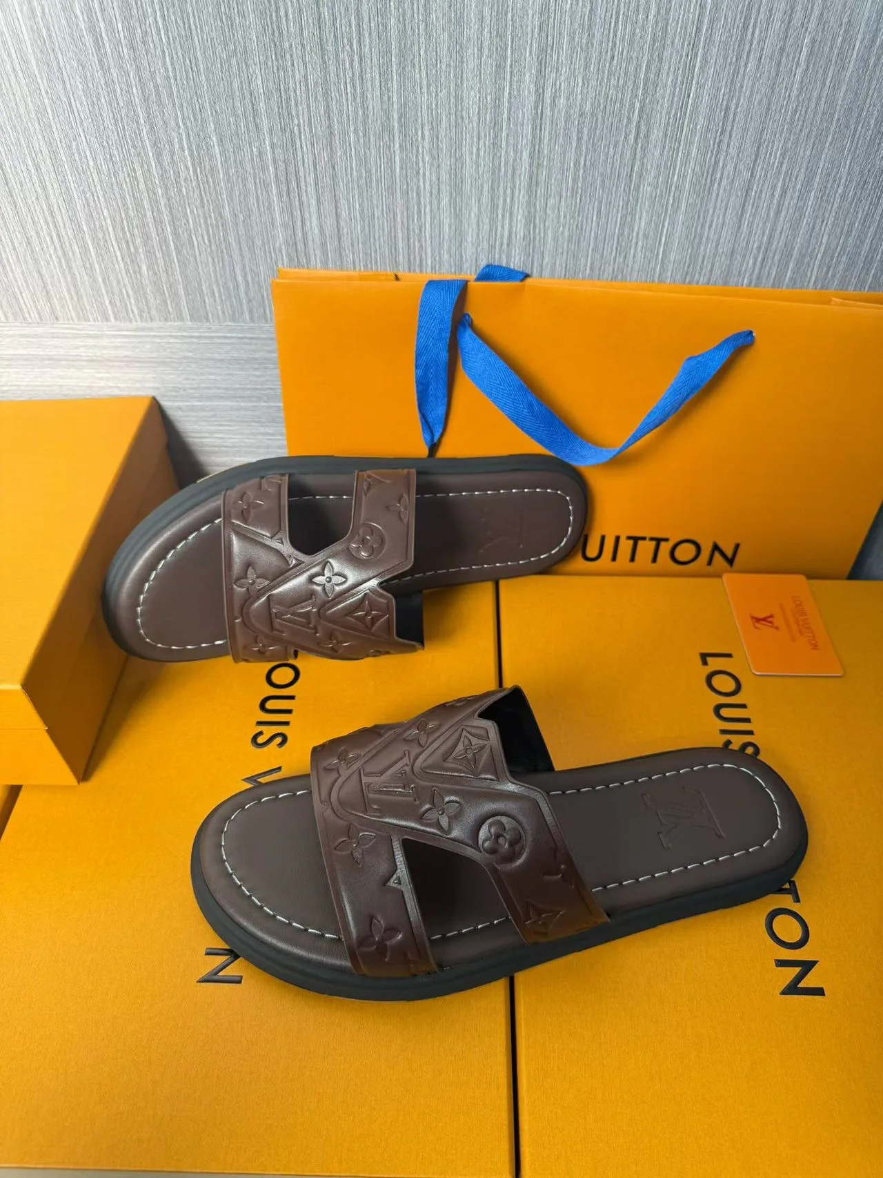 Шлепанцы Мужские Louis Vuitton 1310628