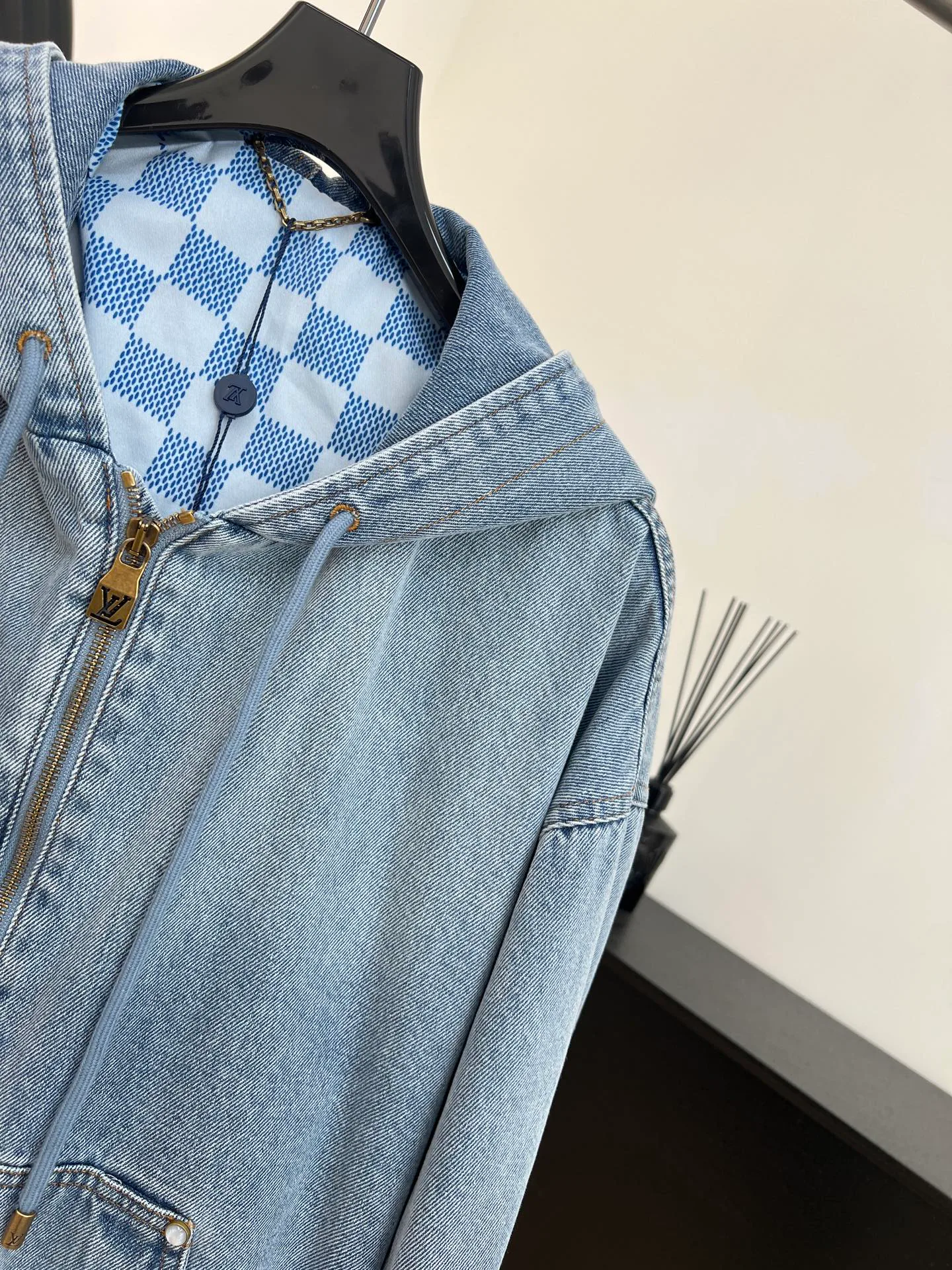 Куртки И Пуховики Мужские Louis Vuitton 240376