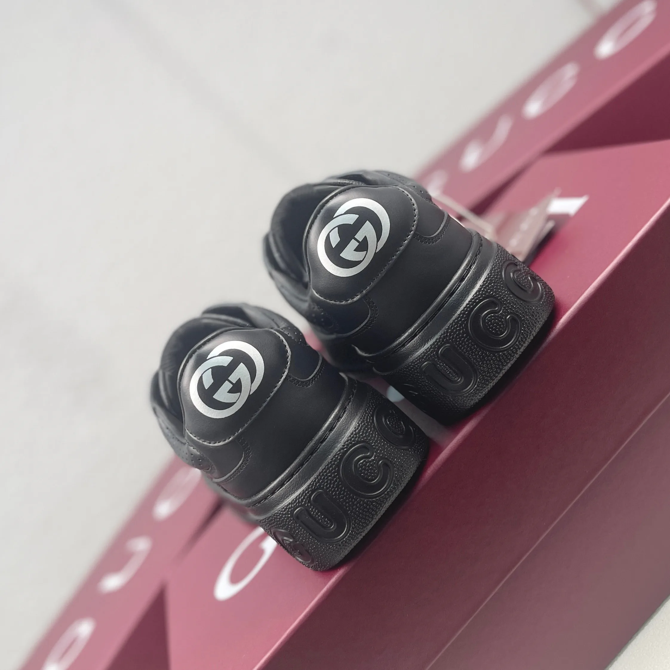 Кроссовки Мужские Gucci 279326