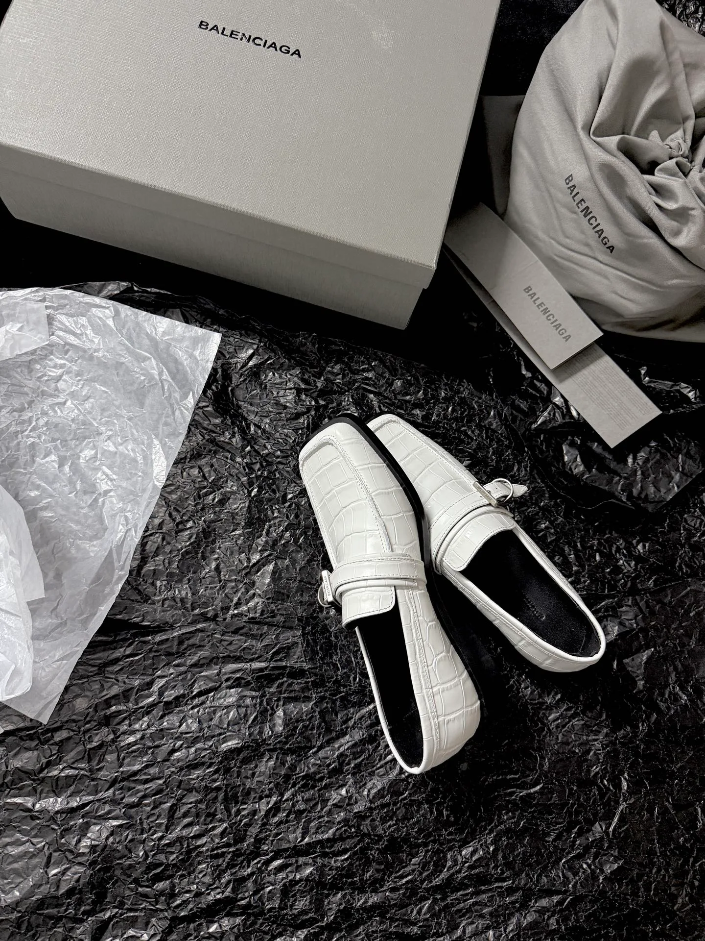 Лоферы Женские Balenciaga 670168