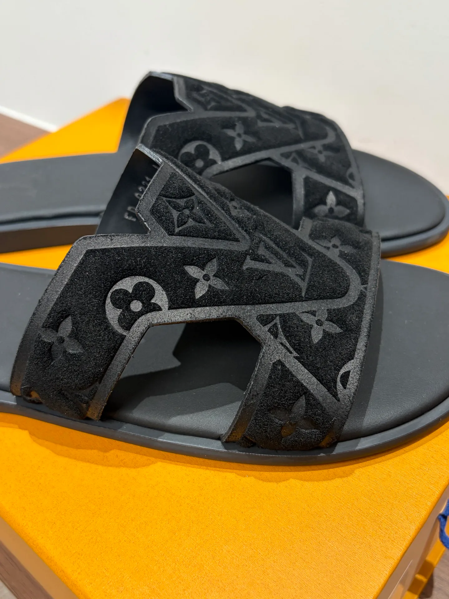 Шлепанцы Мужские Louis Vuitton 12826625