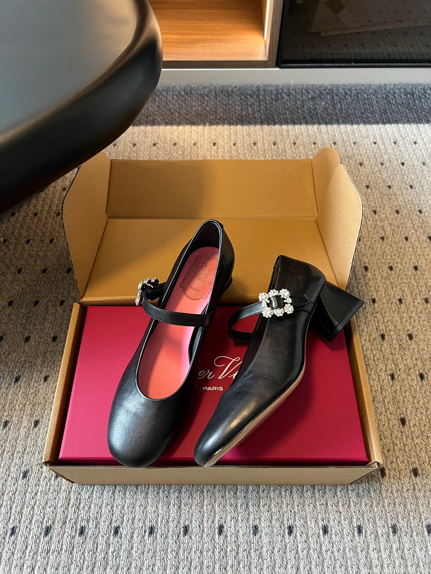 Туфли Женские Roger Vivier 17860669
