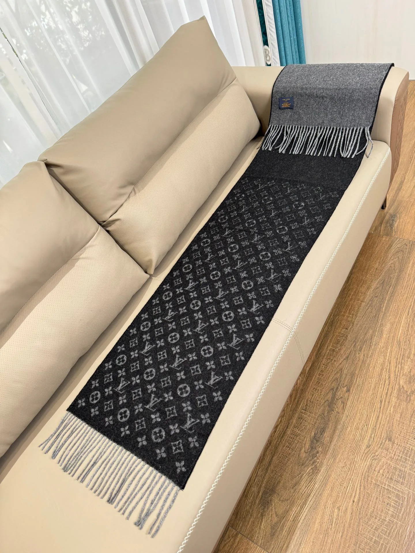 Шарфы Louis Vuitton 57060