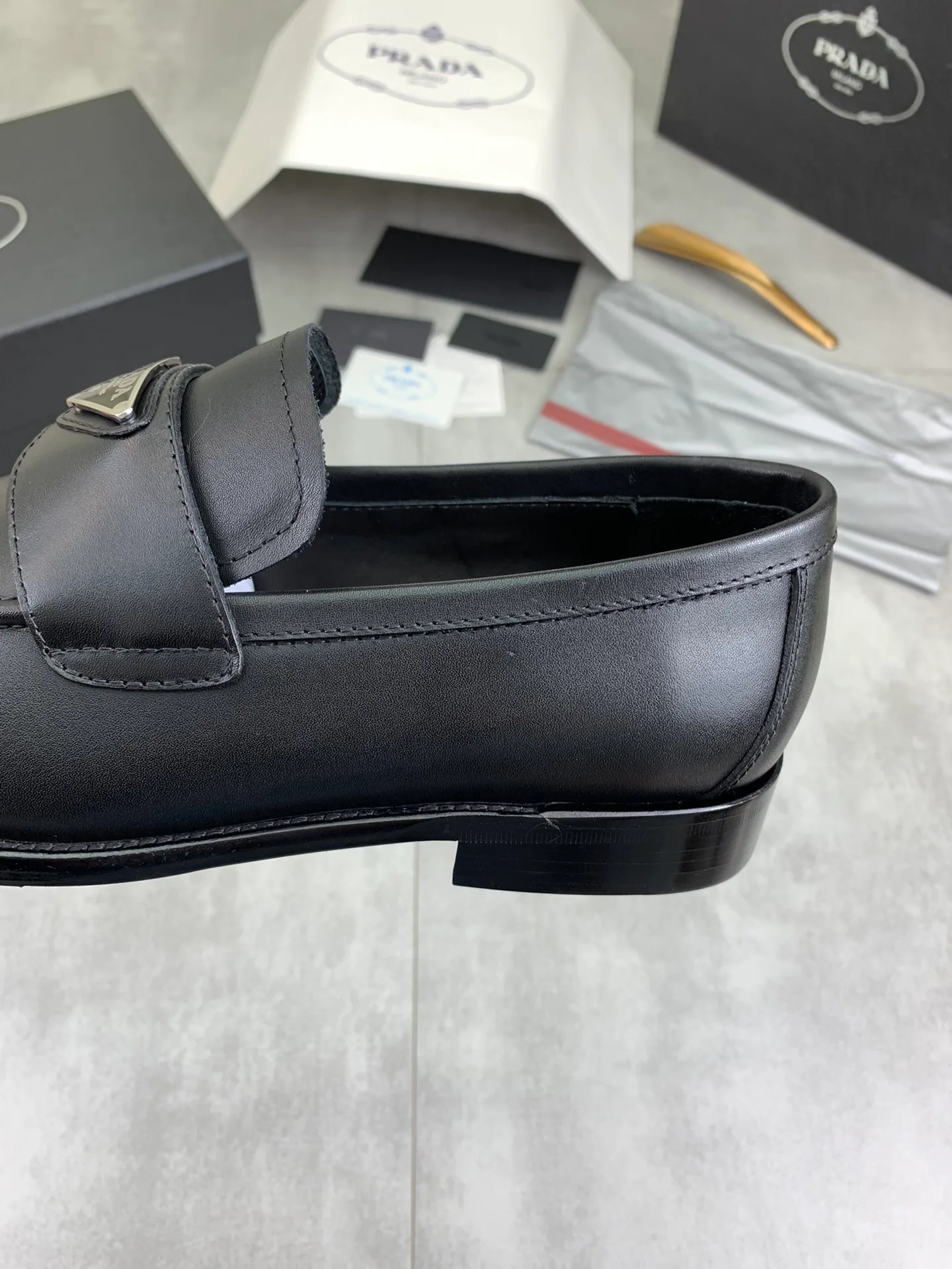 Лоферы И Туфли Мужские Prada 11763942