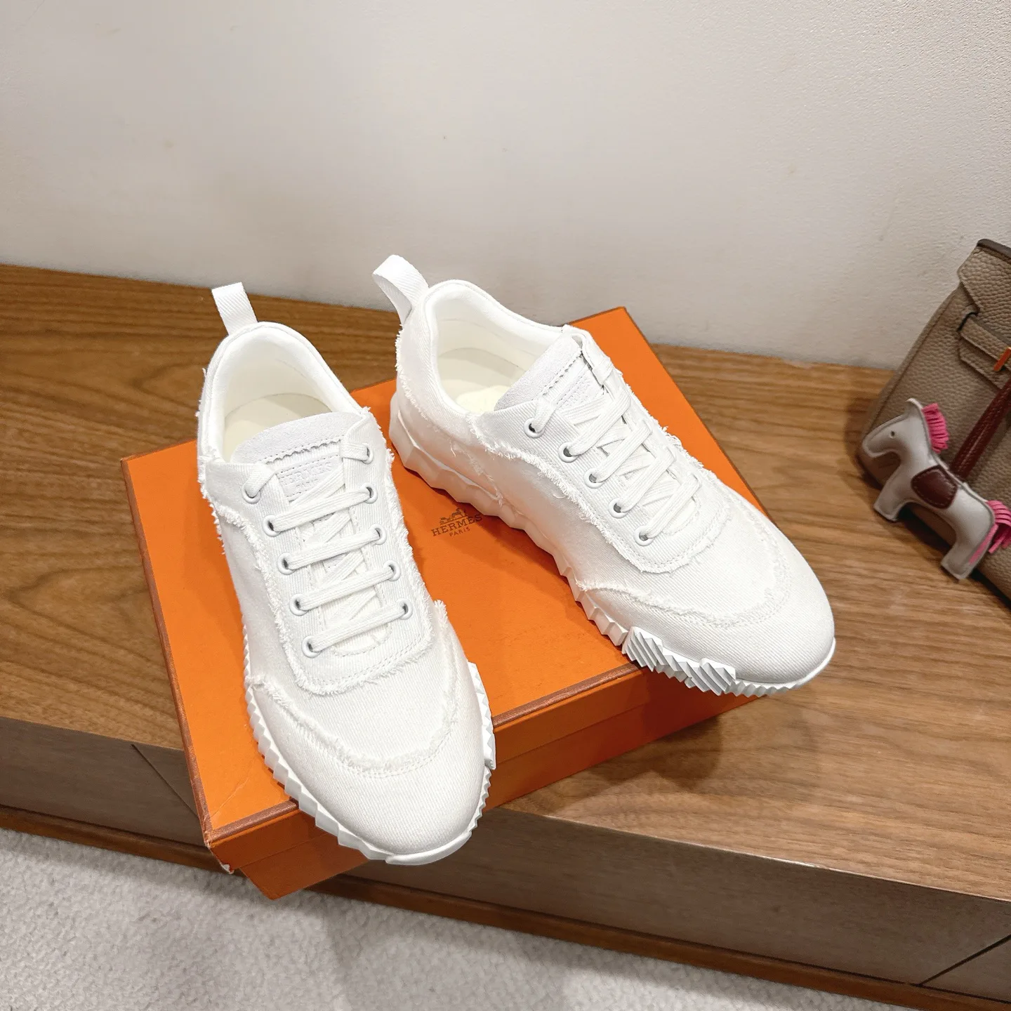 Кроссовки Женские Hermes 623240