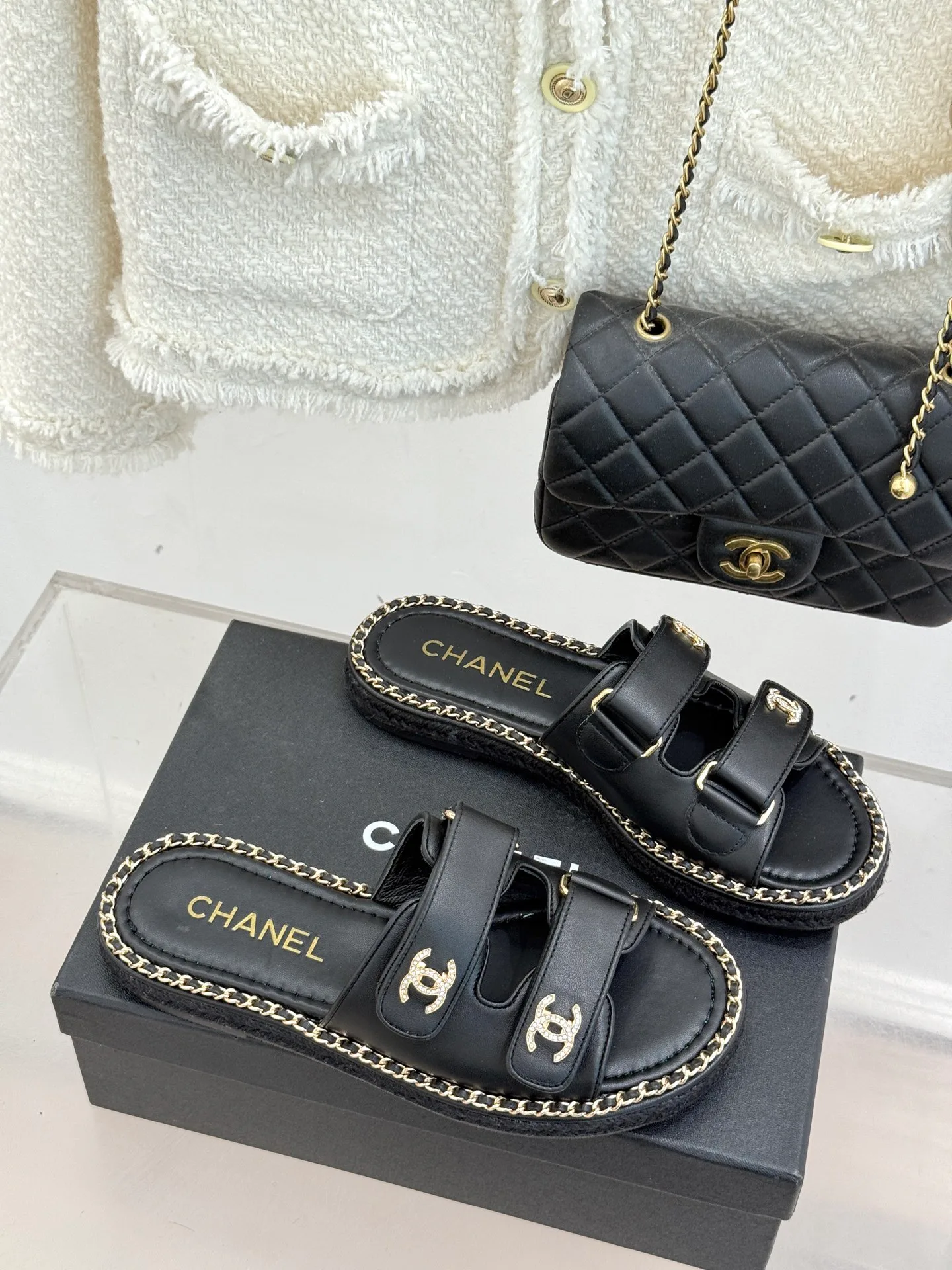 Шлепанцы Женские Chanel 1885758