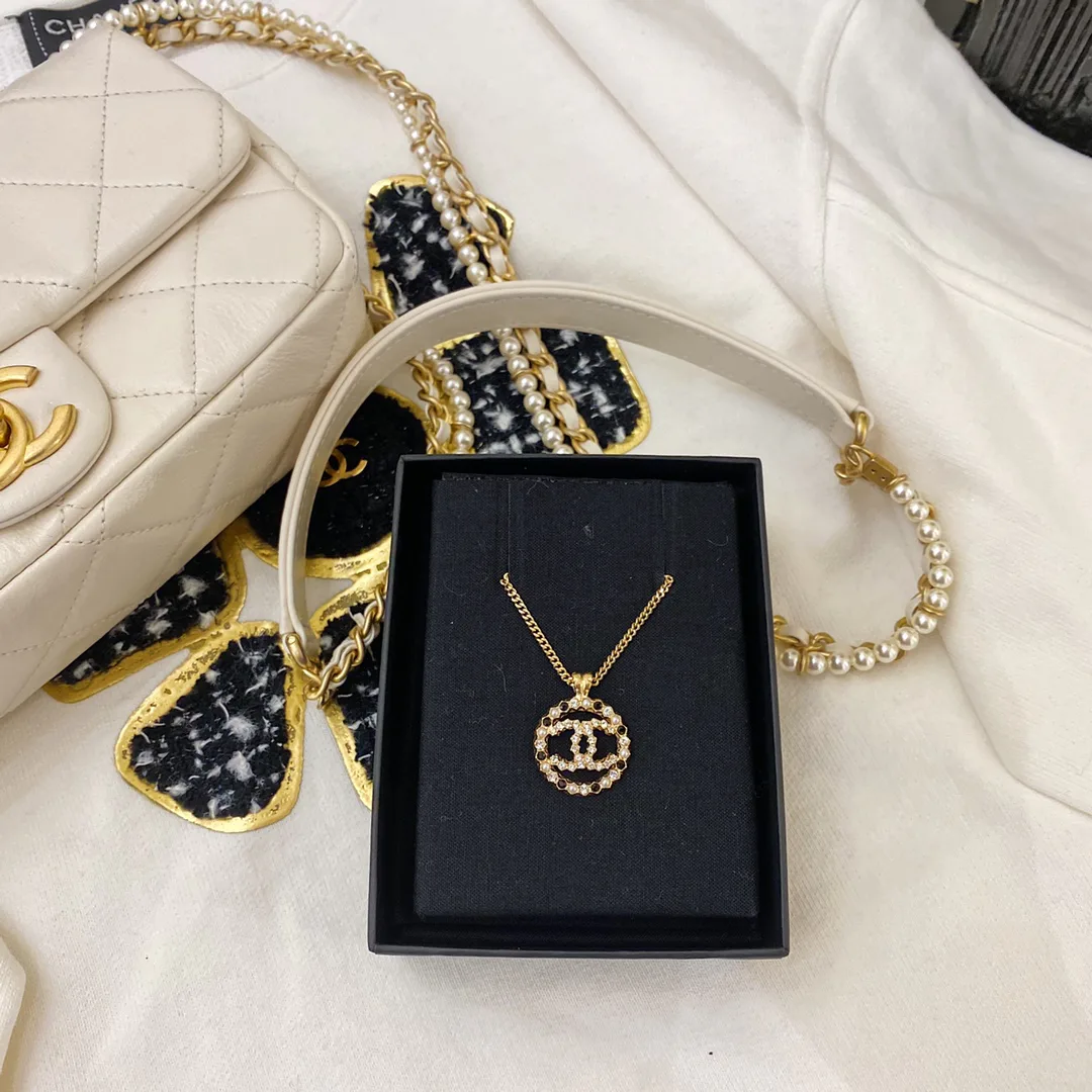 Бижутерия Chanel 182472