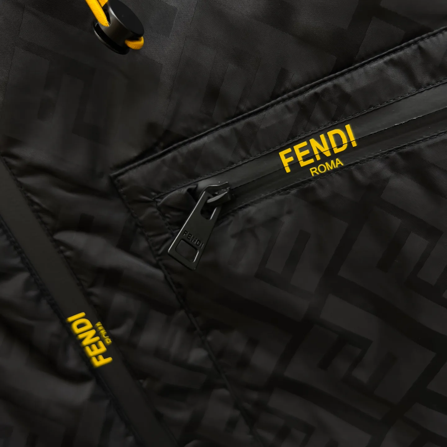 Куртки И Пуховики Мужские Fendi 146095