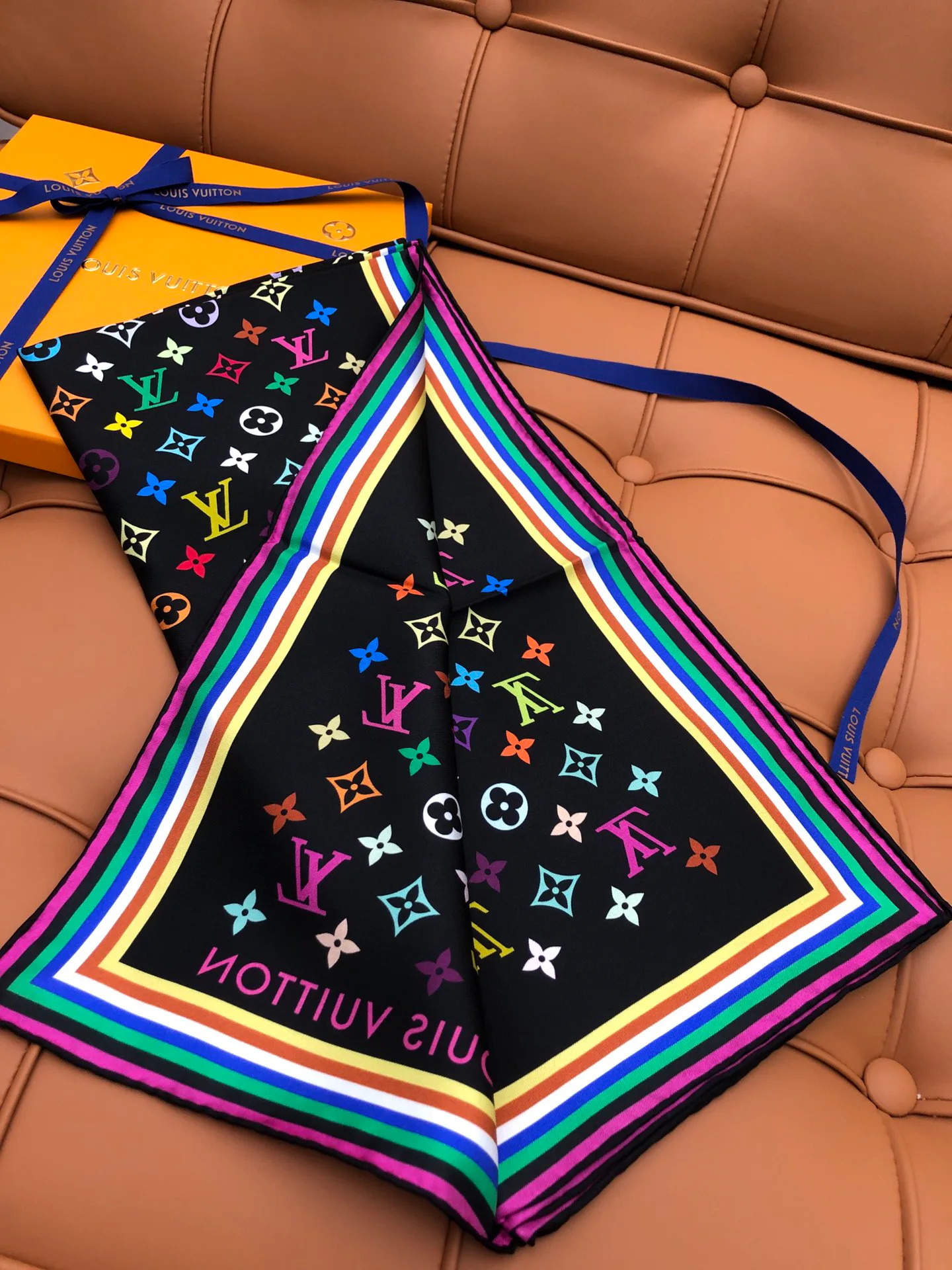 Платки Louis Vuitton 9181575