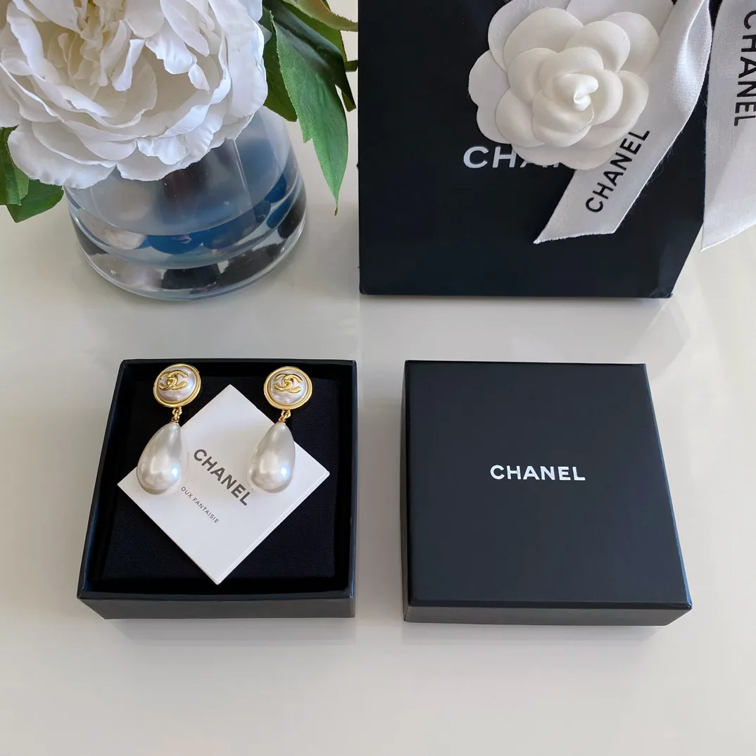 Бижутерия Chanel 17158412