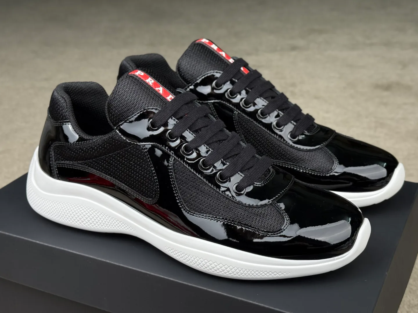 Кроссовки Женские Prada 12730866