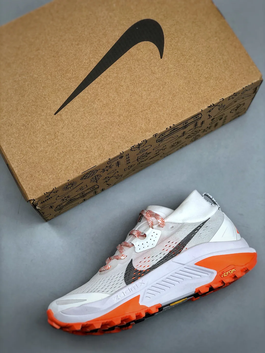 Кроссовки Женские Nike 660644