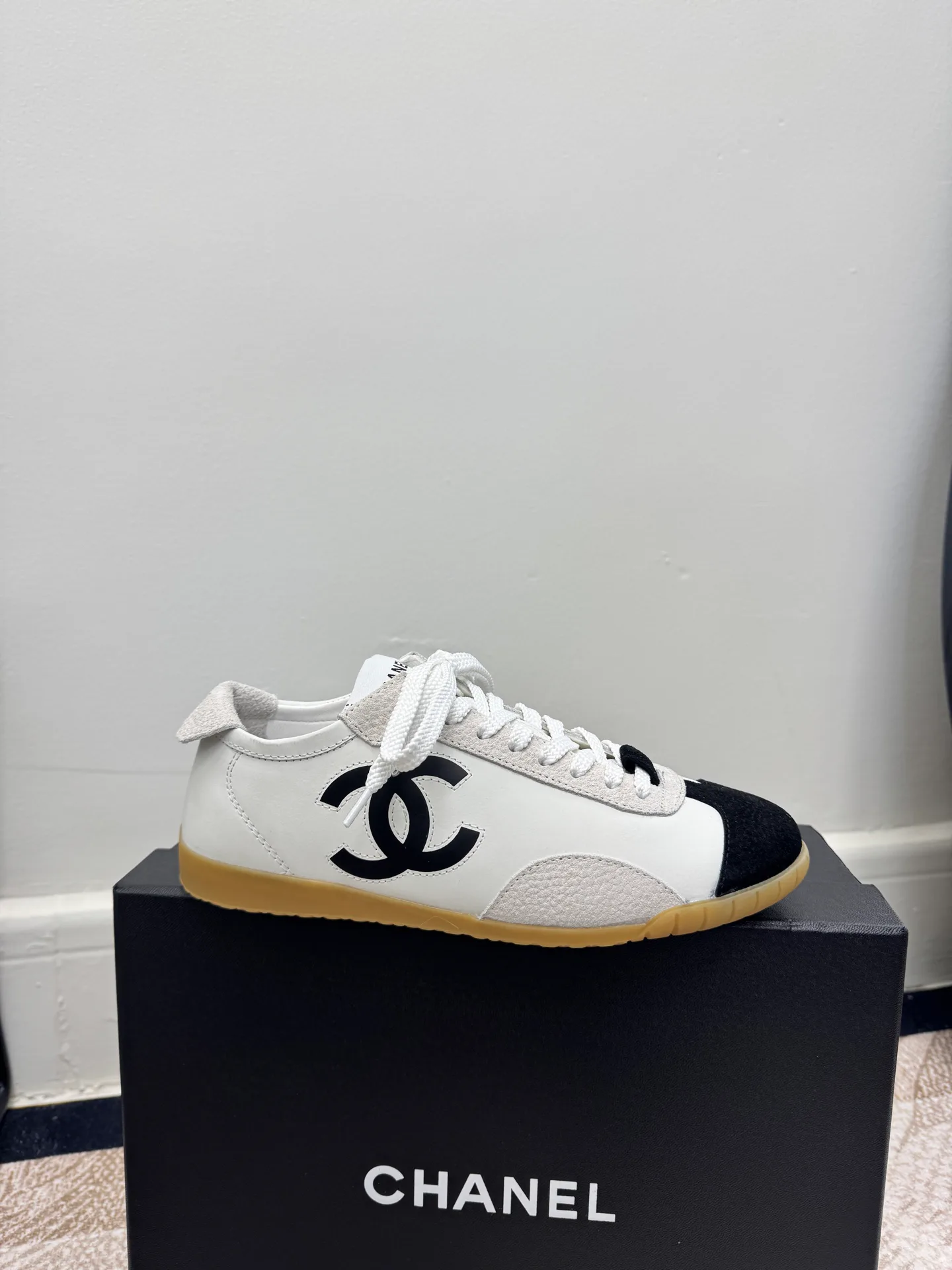 Кроссовки Женские Chanel 5718703