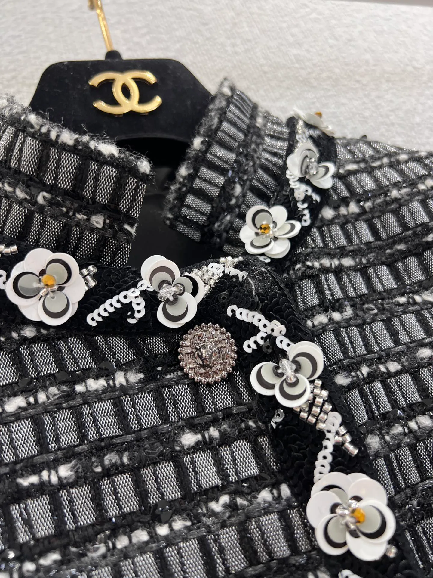 Куртки И Пуховики Женские Chanel 182917