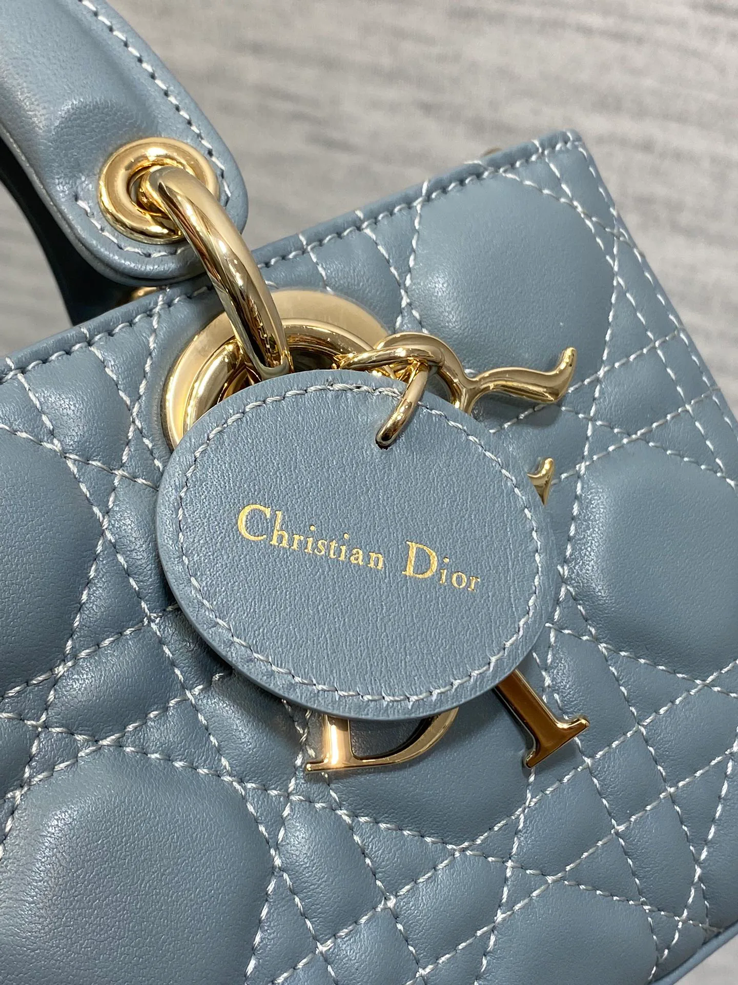 Классические Сумки Женские Christian Dior 17770425