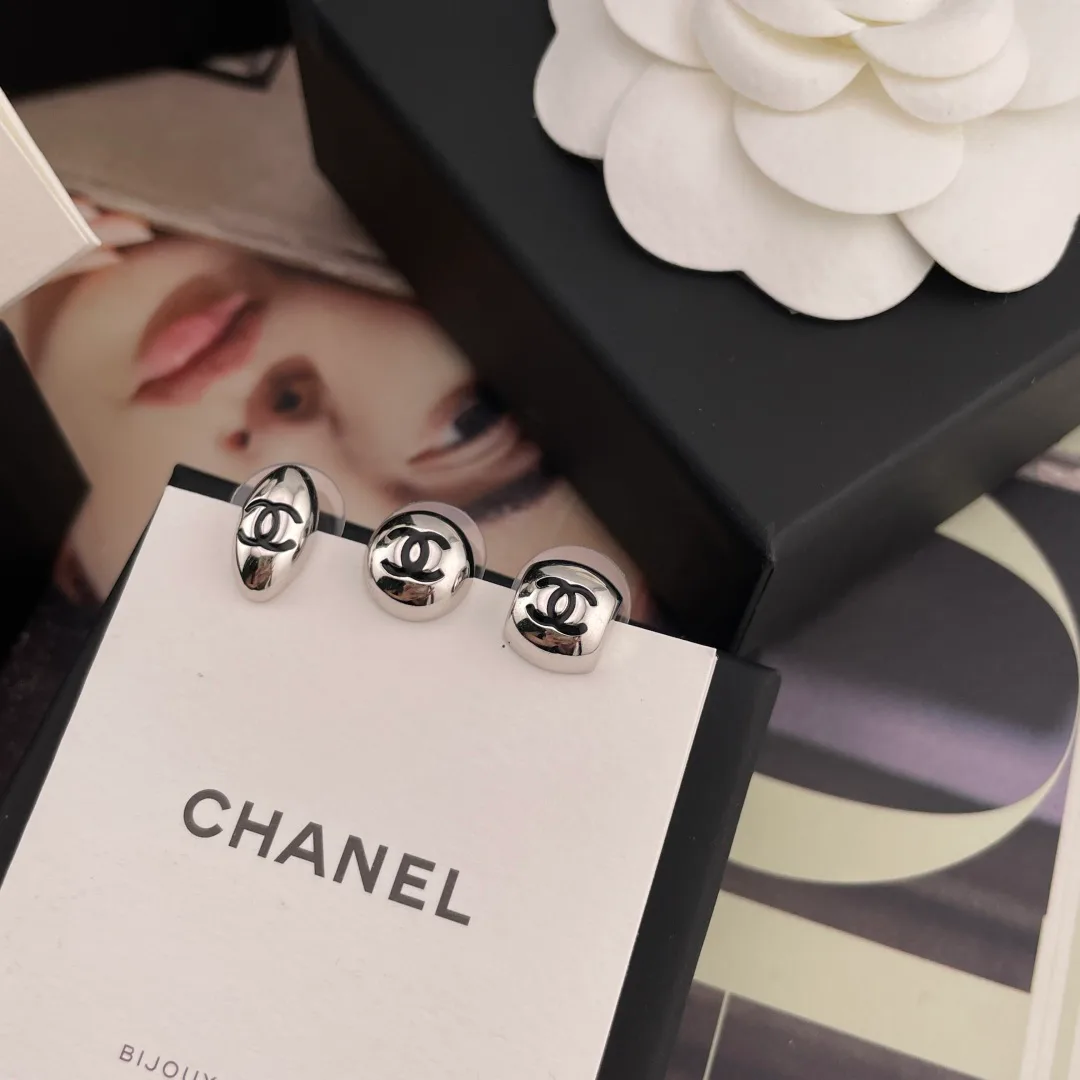 Бижутерия Chanel 18059153