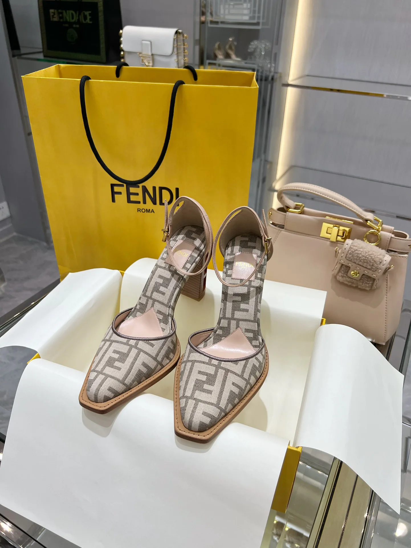 Туфли Женские Fendi 353537