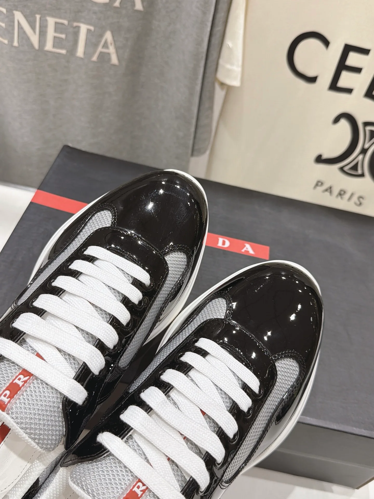 Кроссовки Женские Prada 17785328