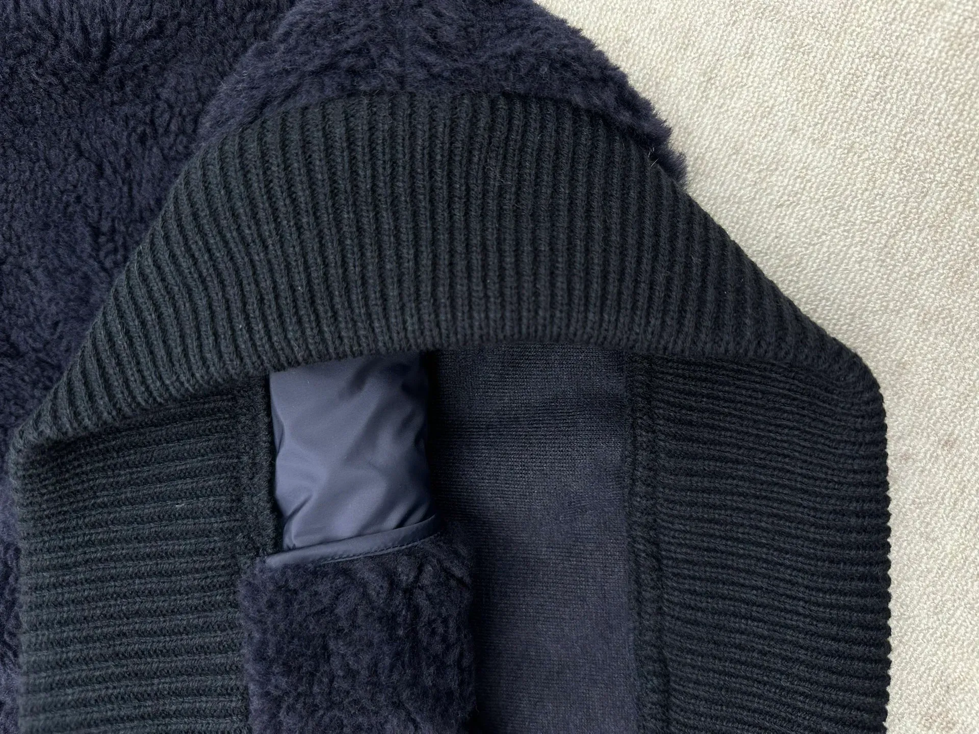 Куртки И Пуховики Женские Prada 961158