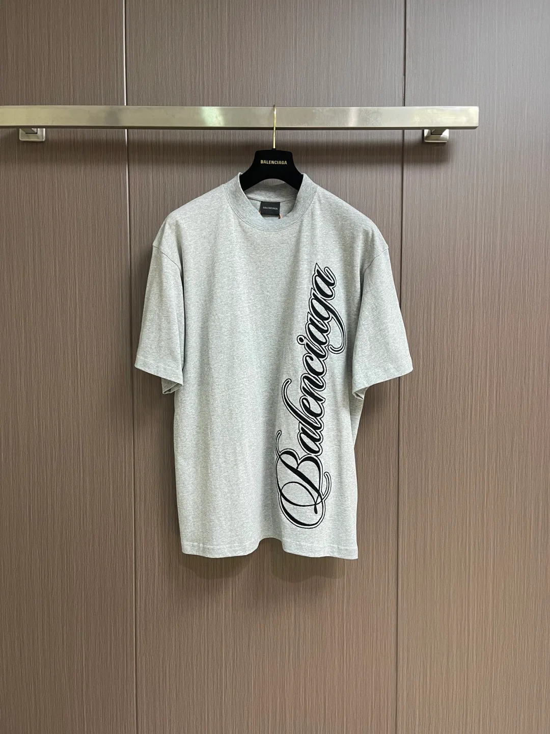 Футболки Женские Balenciaga 18191305