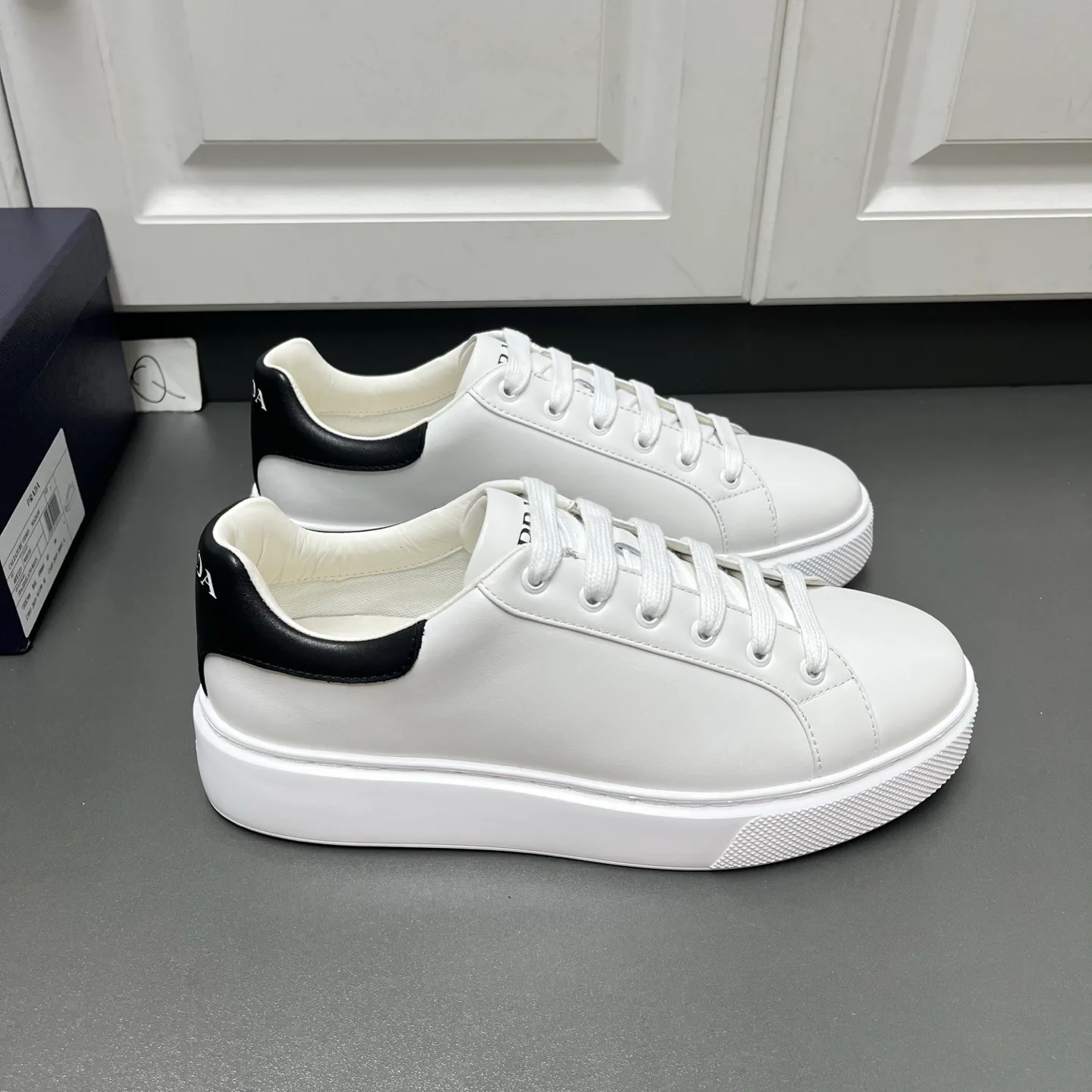 Кроссовки Мужские Prada 17457813