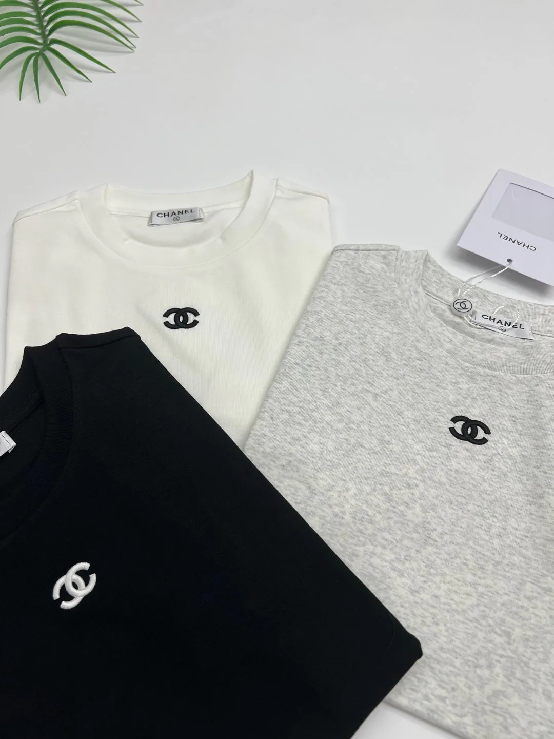 Футболки Женские Chanel 5711007