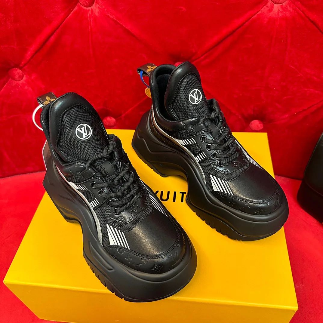 Кроссовки Женские Louis Vuitton 14850