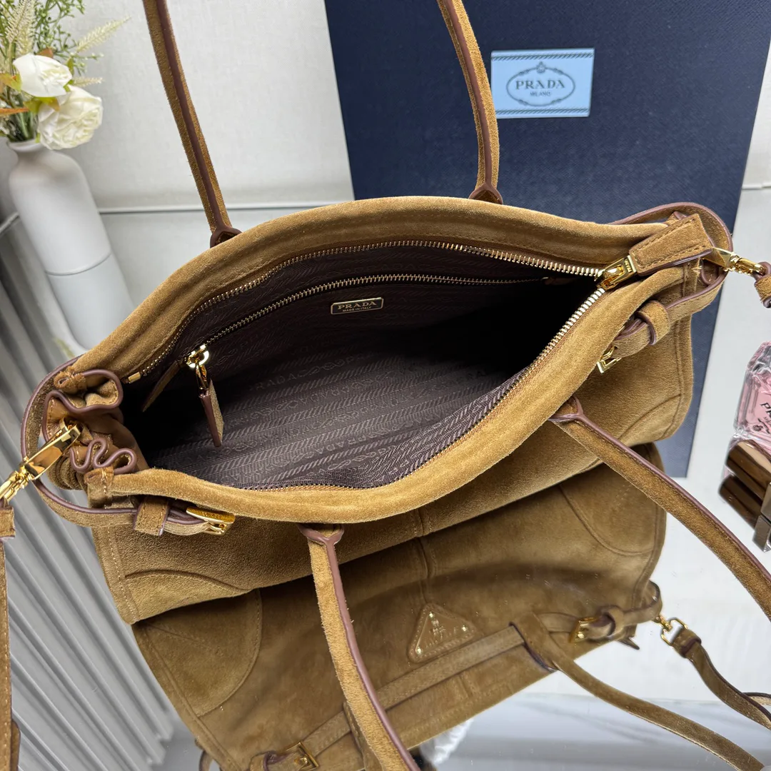 Классические Сумки Женские Prada 10446829