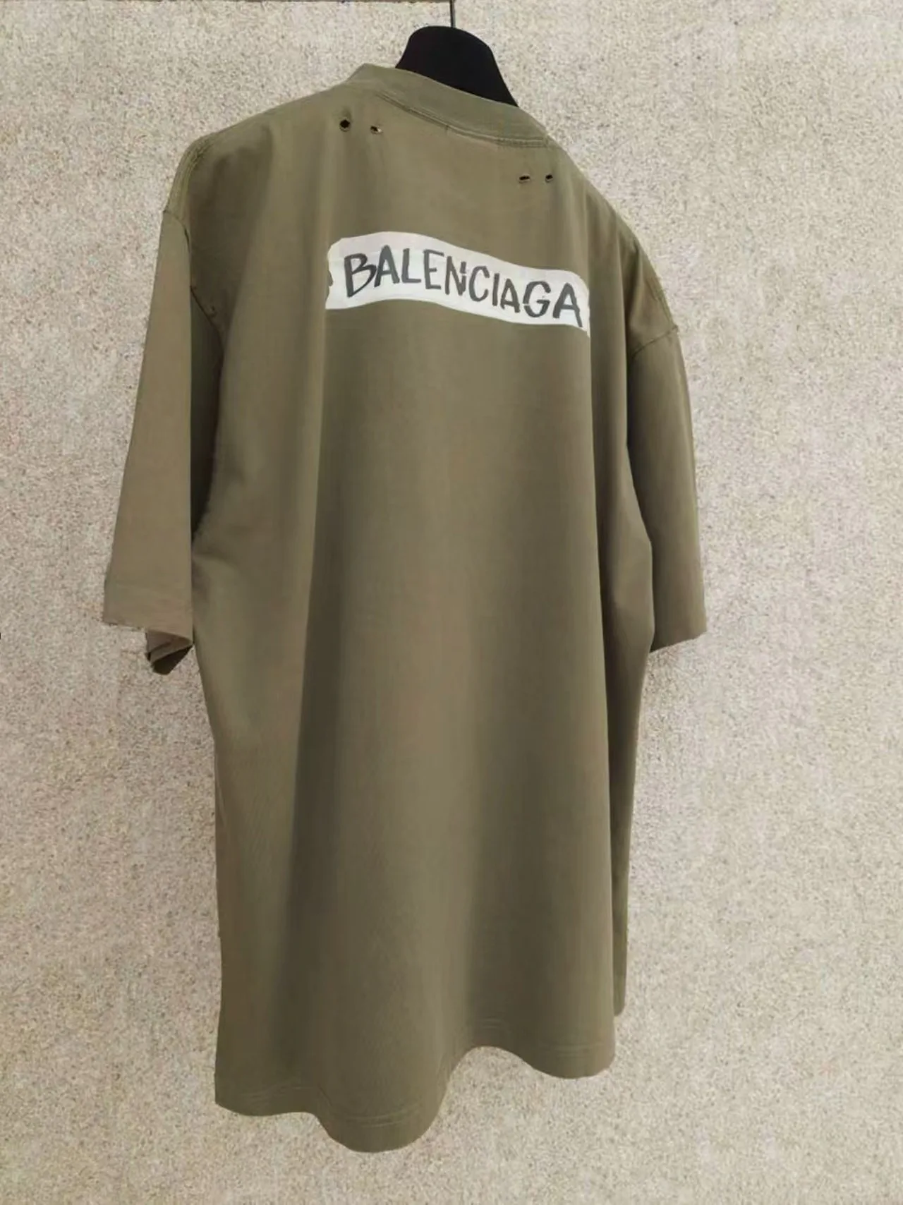 Футболки Женские Balenciaga 550267