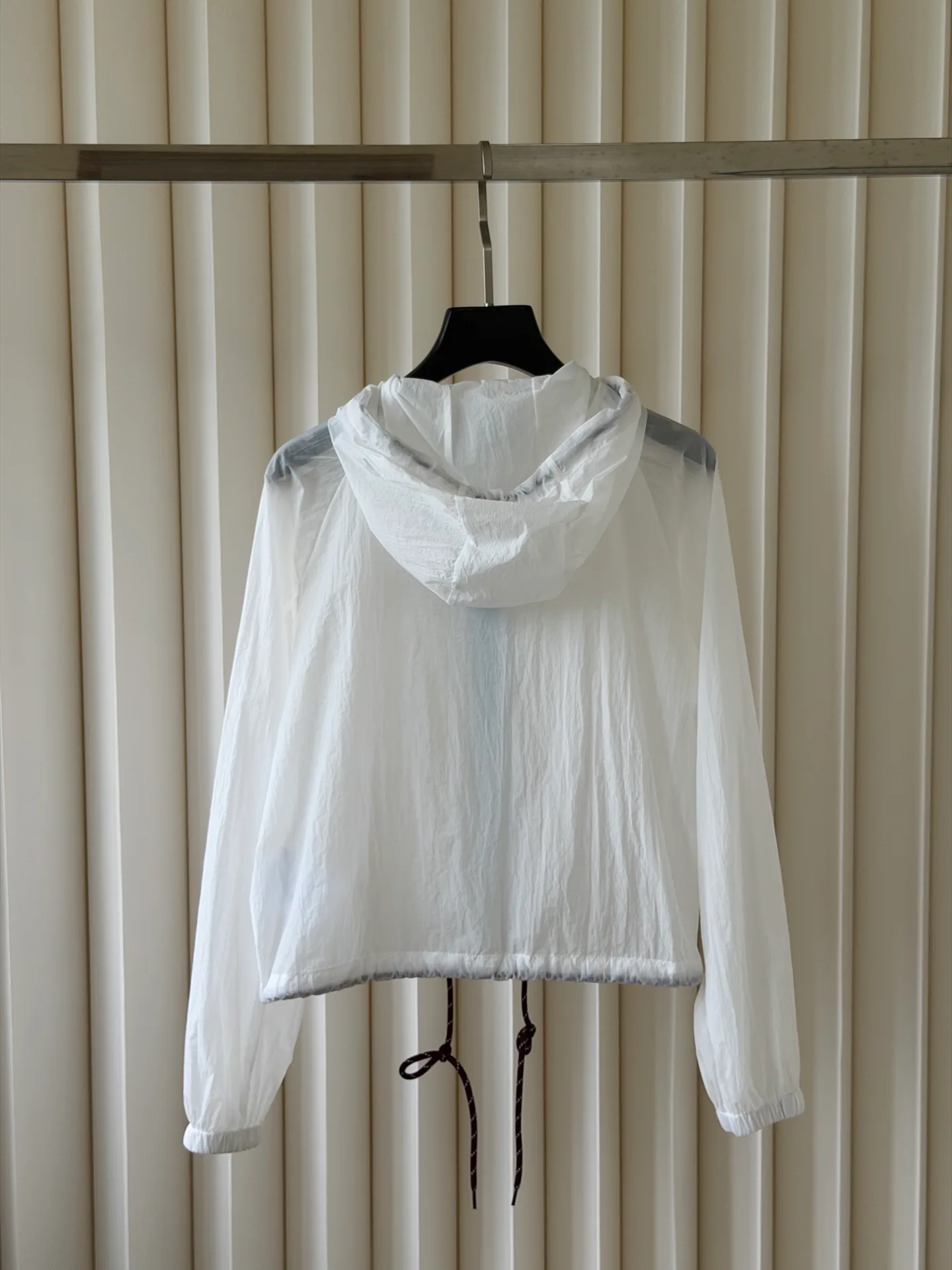 Куртки И Пуховики Женские Prada 17612844