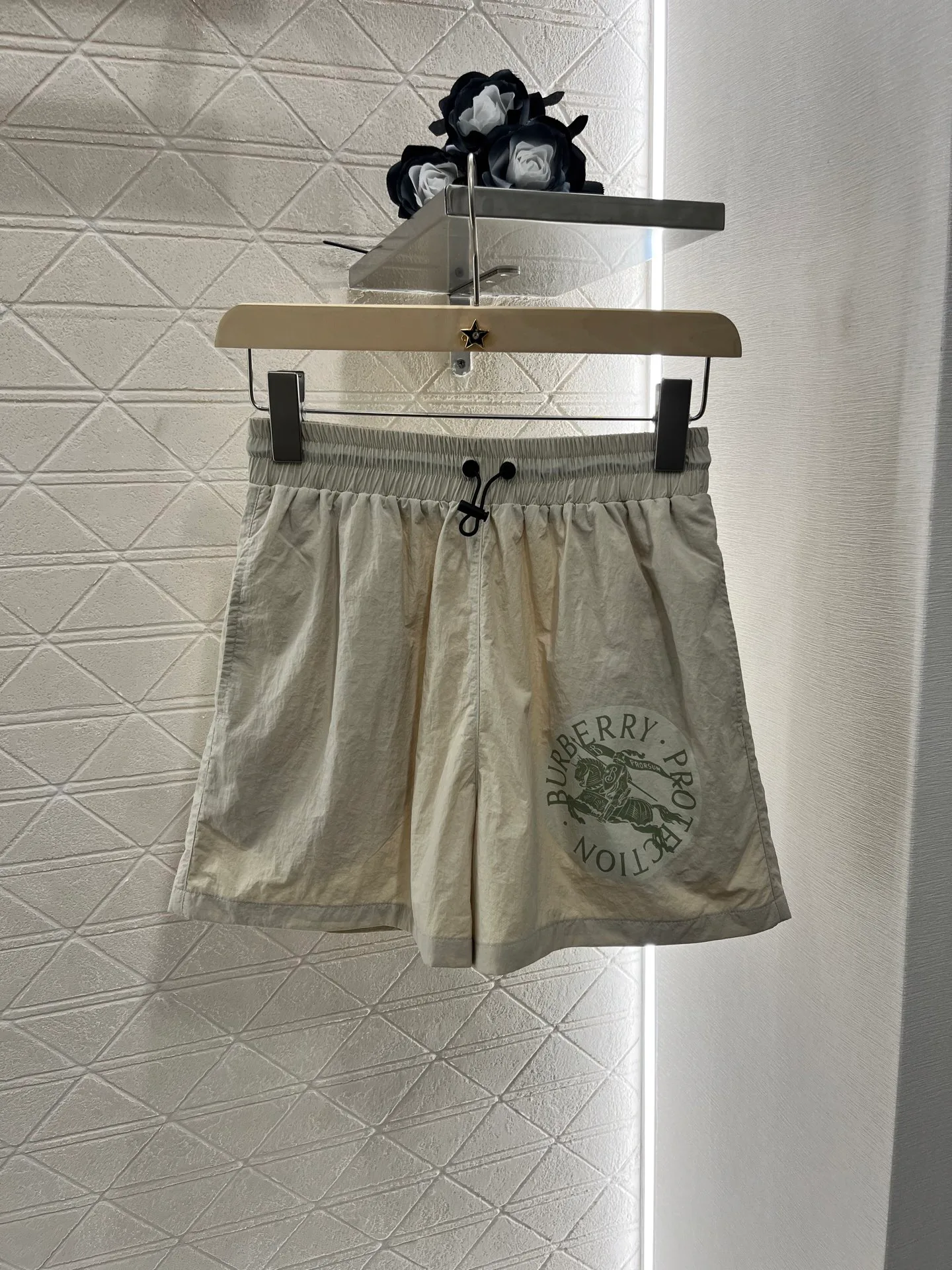 Куртки Женские Burberry Куртки Женские Burberry