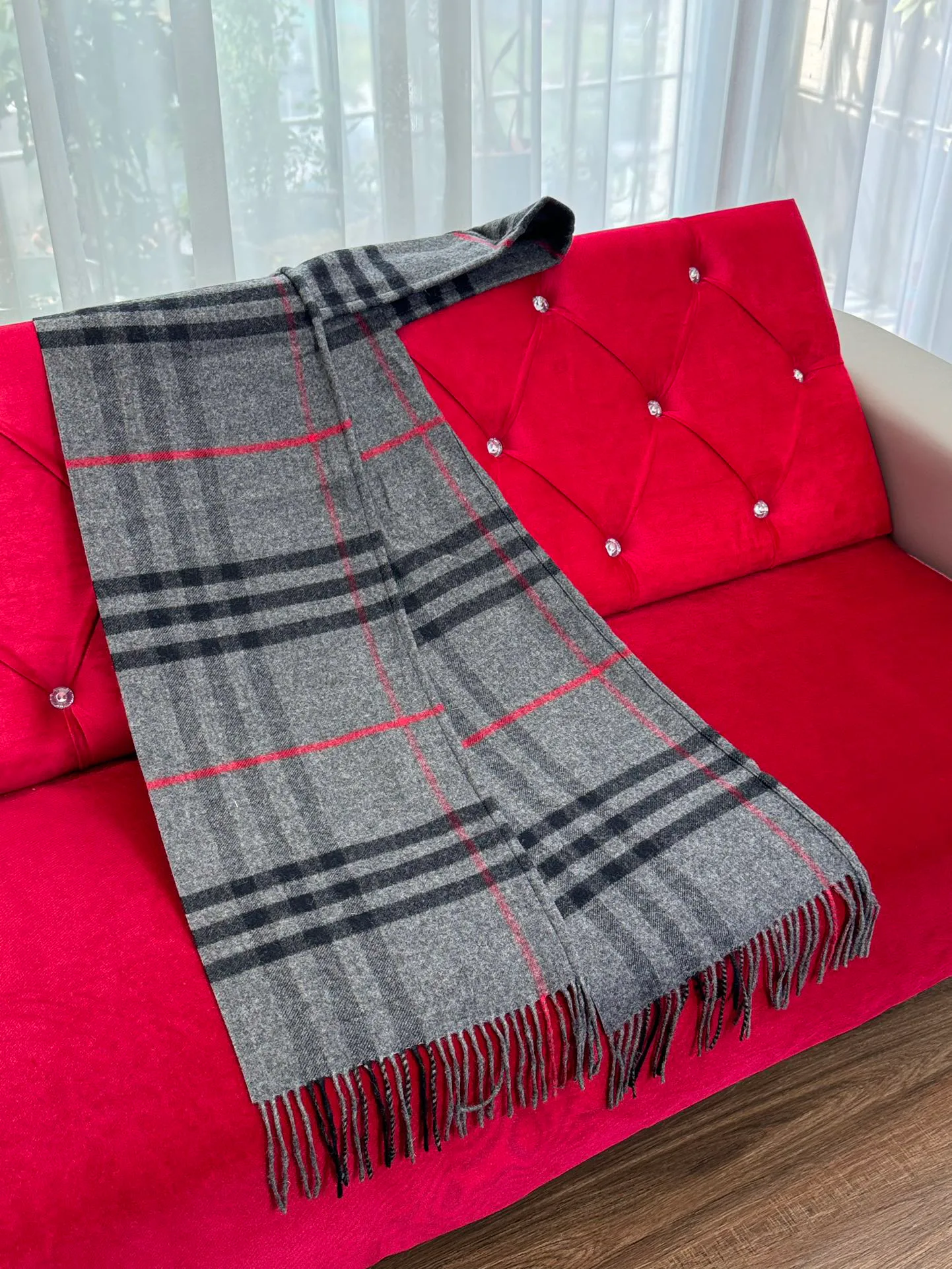 Шарфы Burberry 18287602