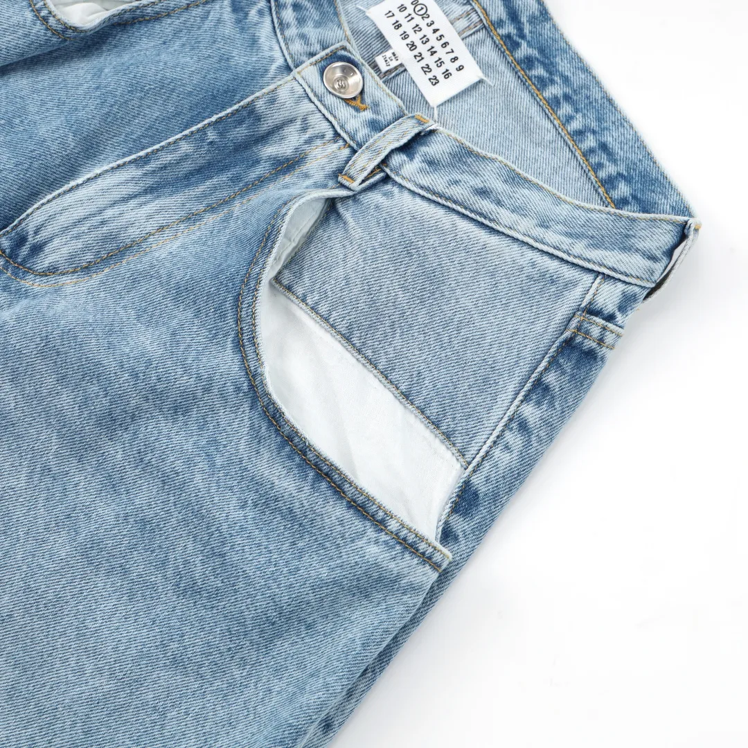 Джинсы Женские Maison Margiela 11621680