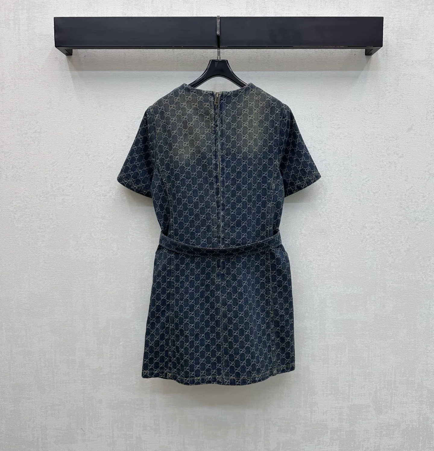 Платья Женские Gucci 11621620