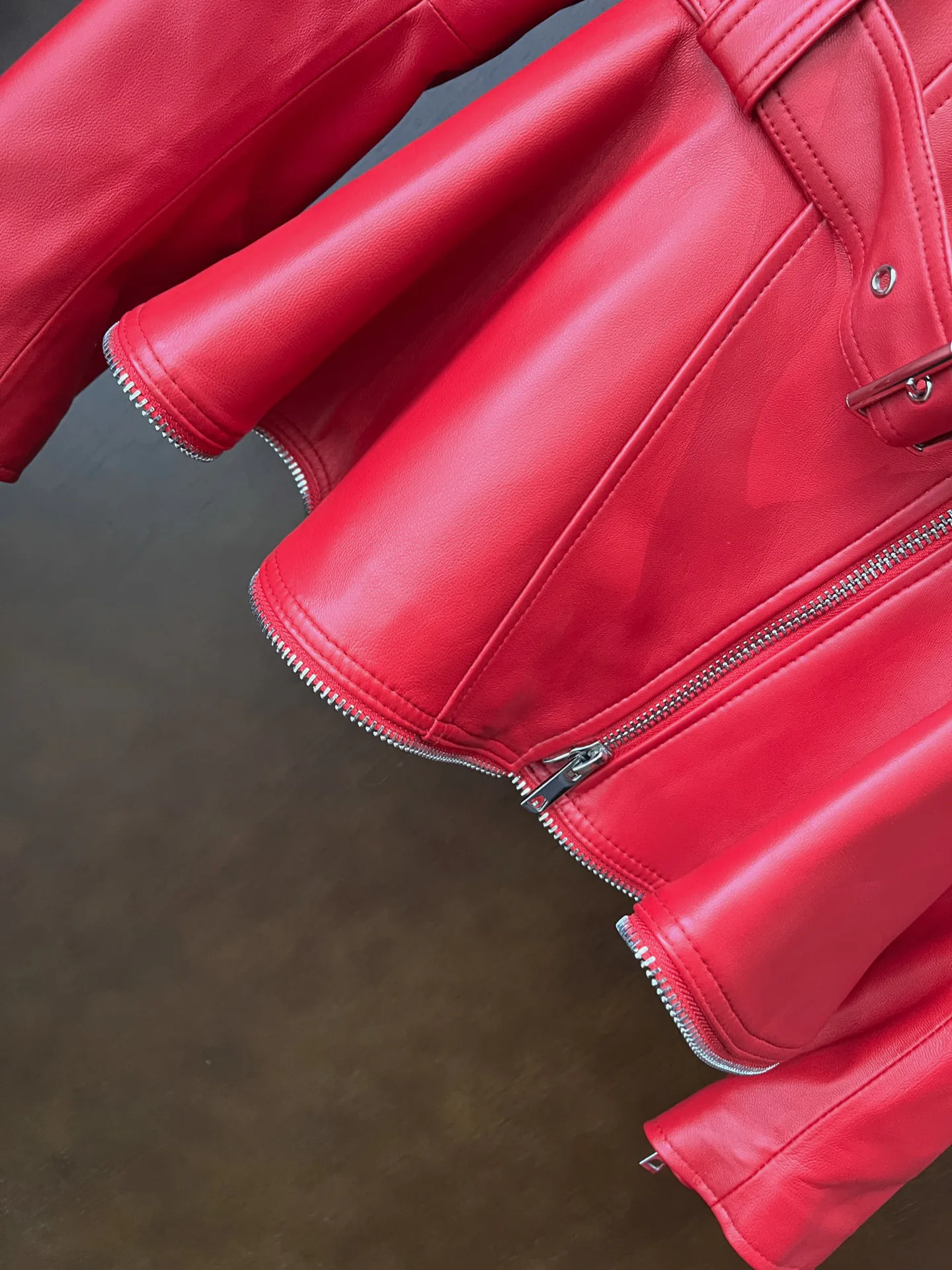 Кожаные Куртки И Дублёнки Женские Chanel 9101625