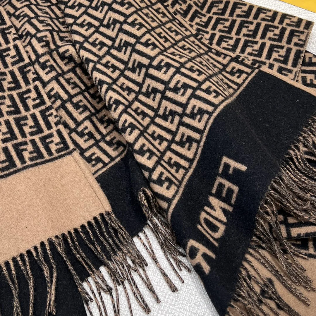 Шарфы Fendi 17992111