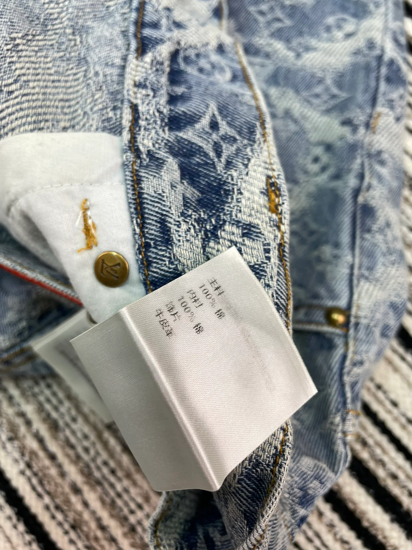 Шорты Женские Louis Vuitton 1293148