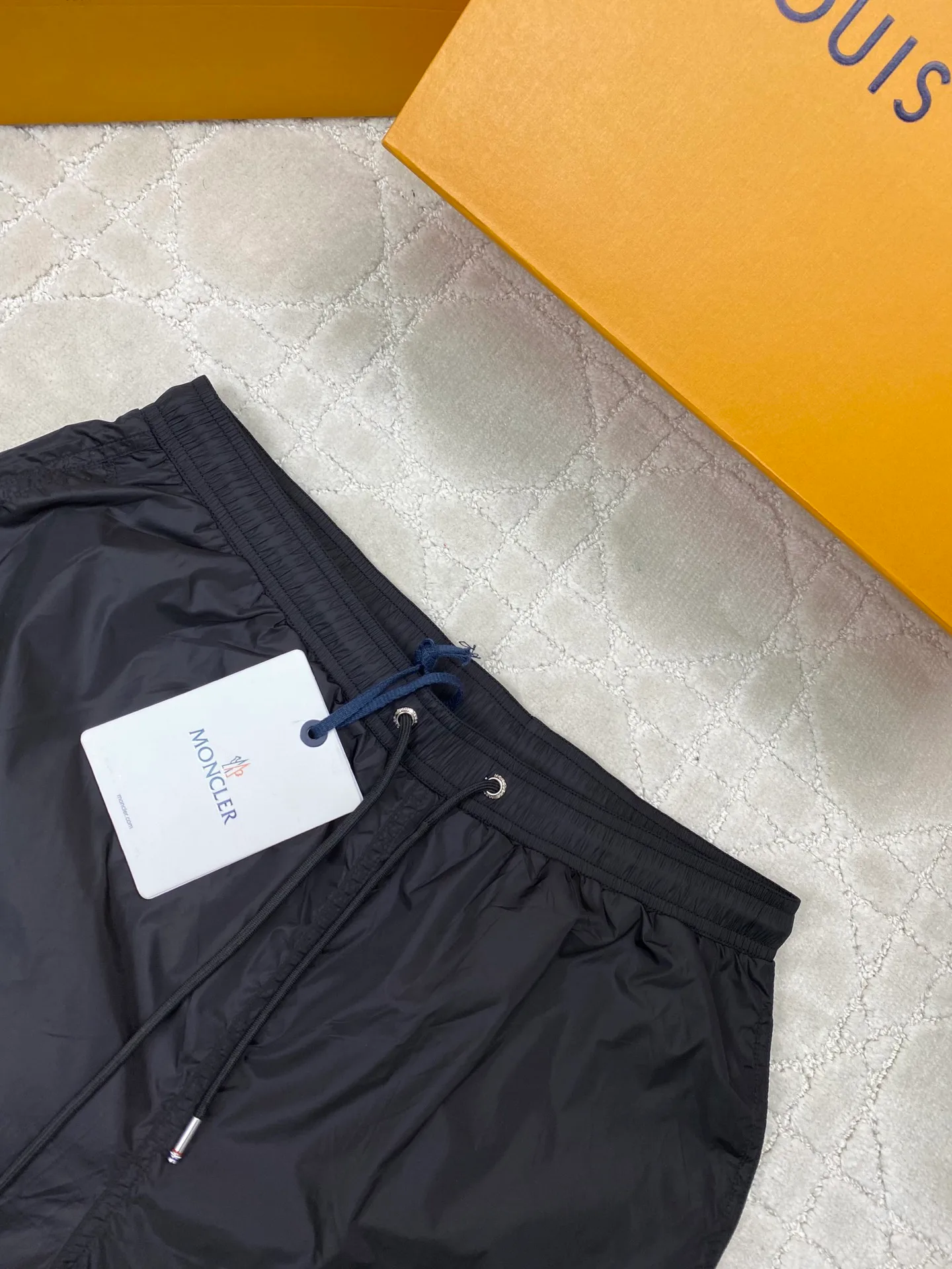 Шорты Мужские Moncler 12434057