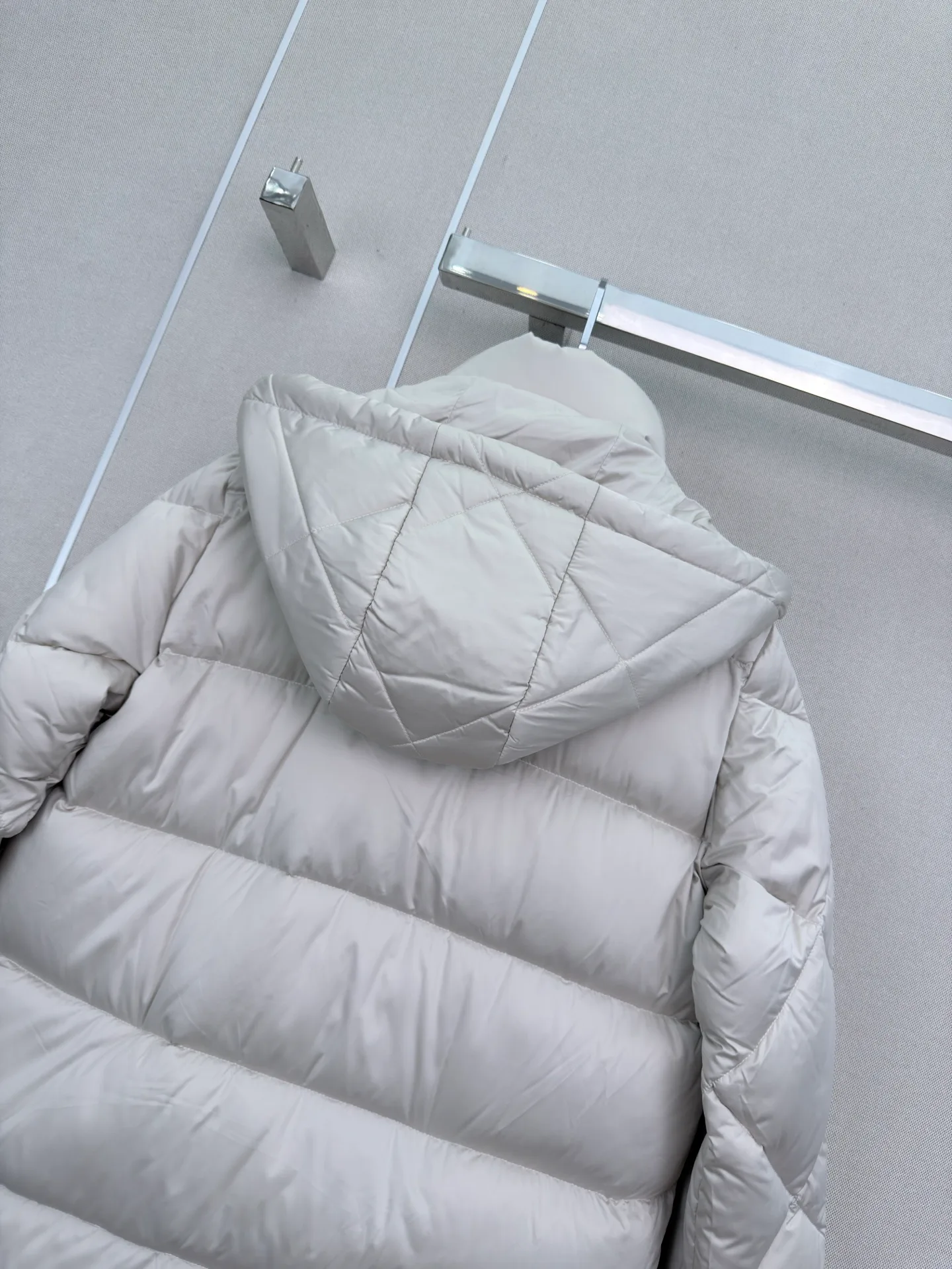 Куртки И Пуховики Женские Max Mara 18056529