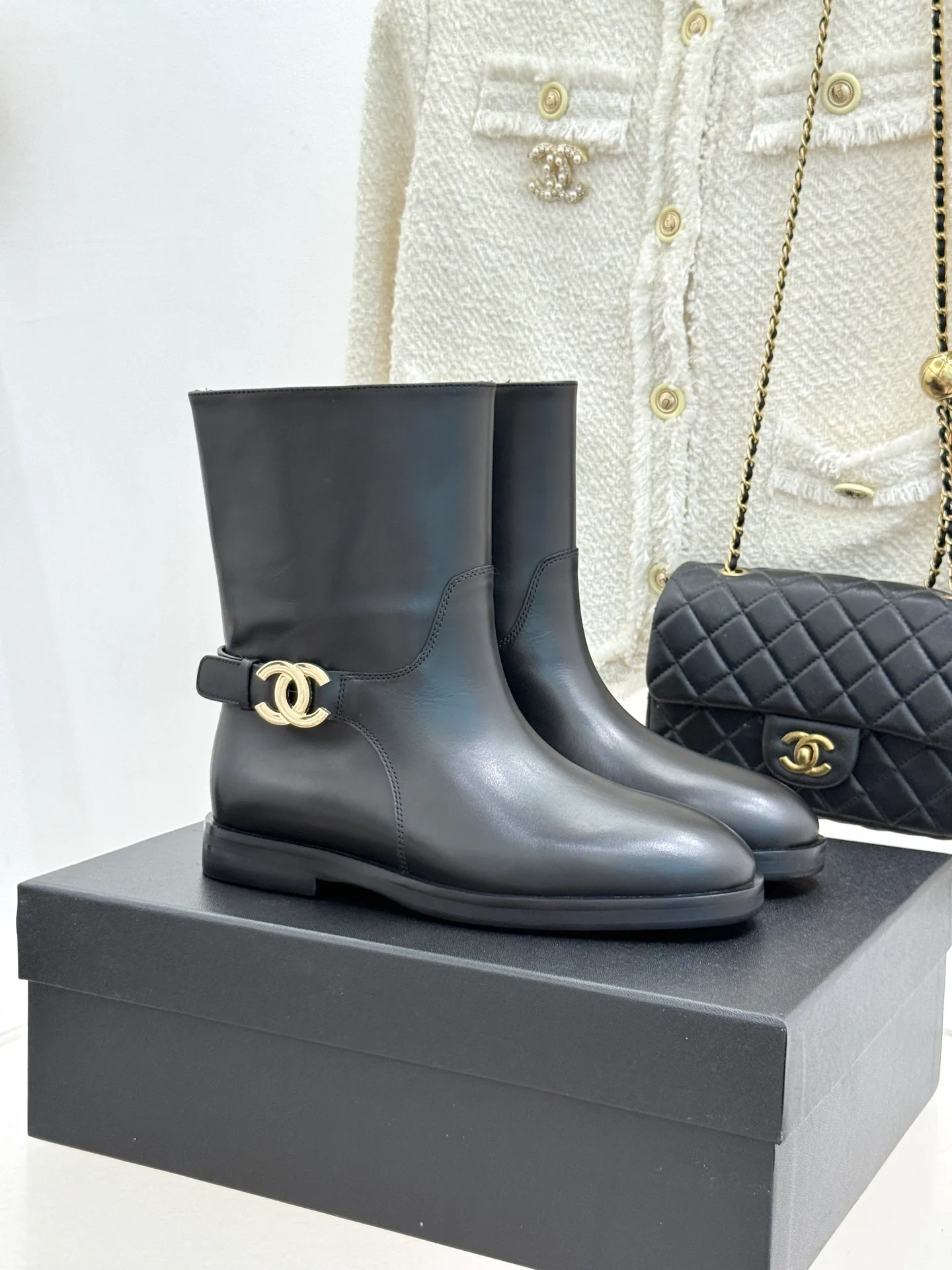 Сапоги Женские Chanel 18154847