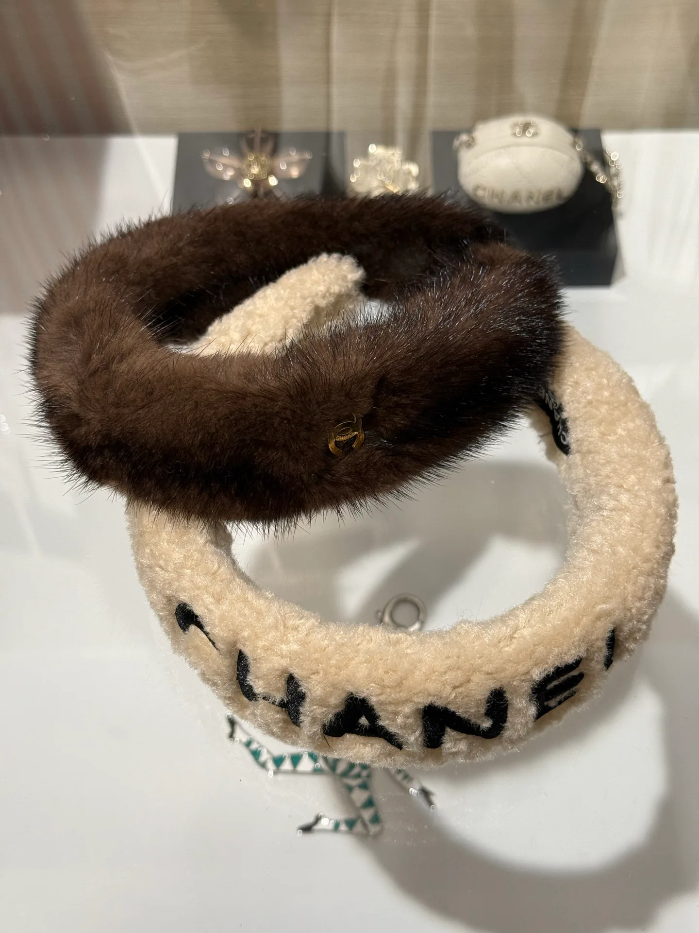 Головные Уборы Chanel 6560838