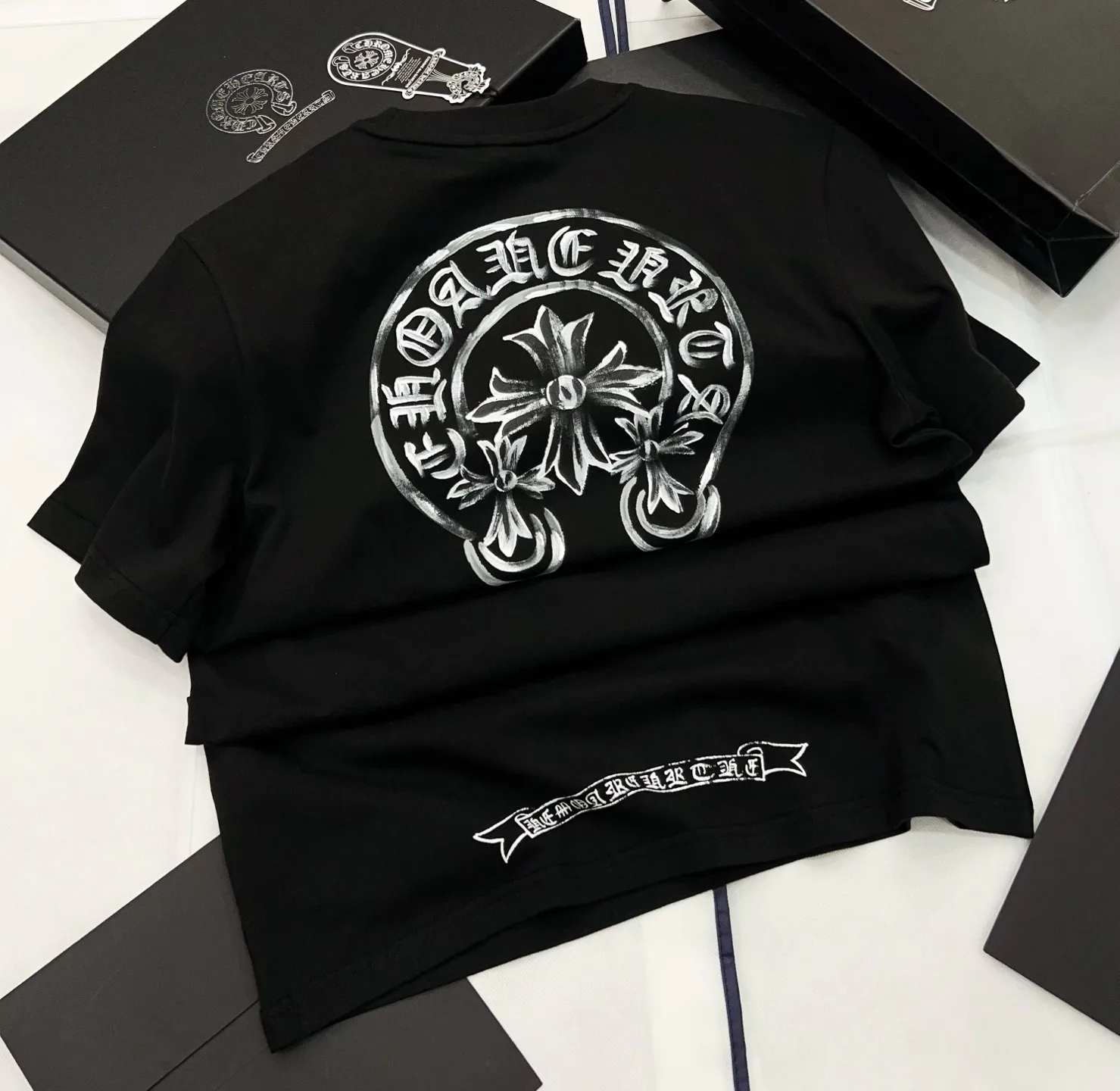 Футболки Женские Chrome Hearts 12729651
