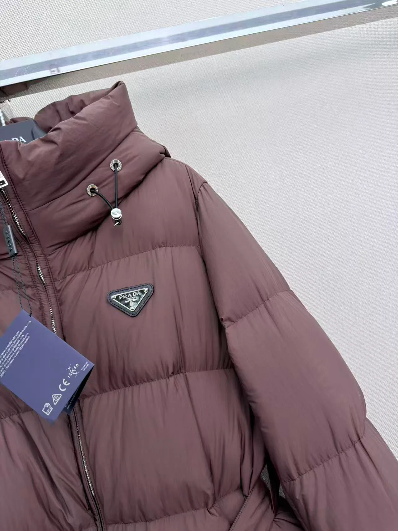 Куртки И Пуховики Женские Prada 18185801
