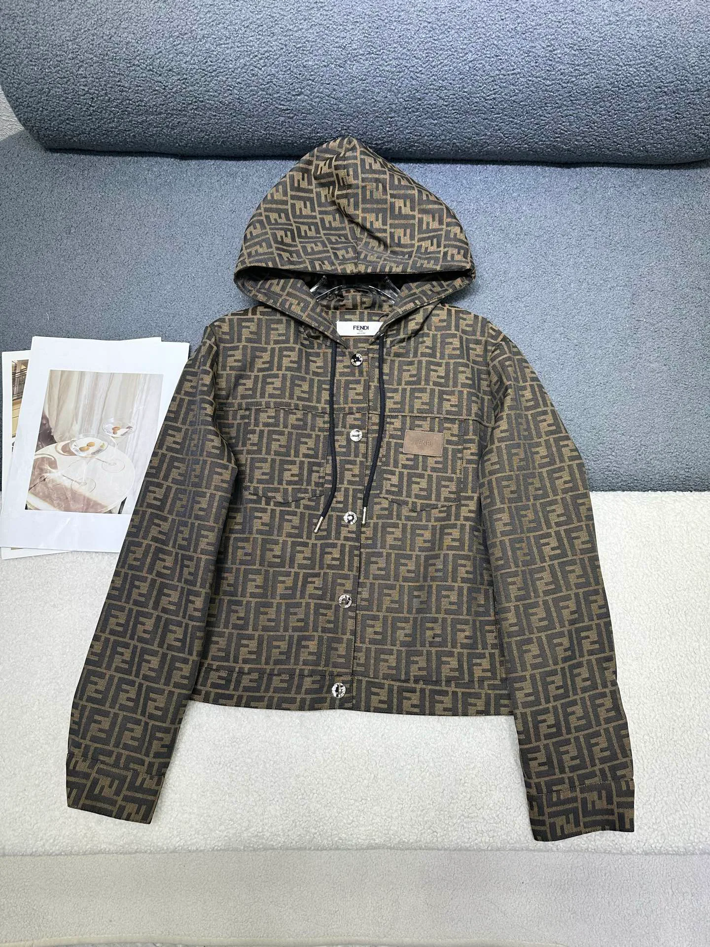 Куртки И Пуховики Женские Fendi 18533838
