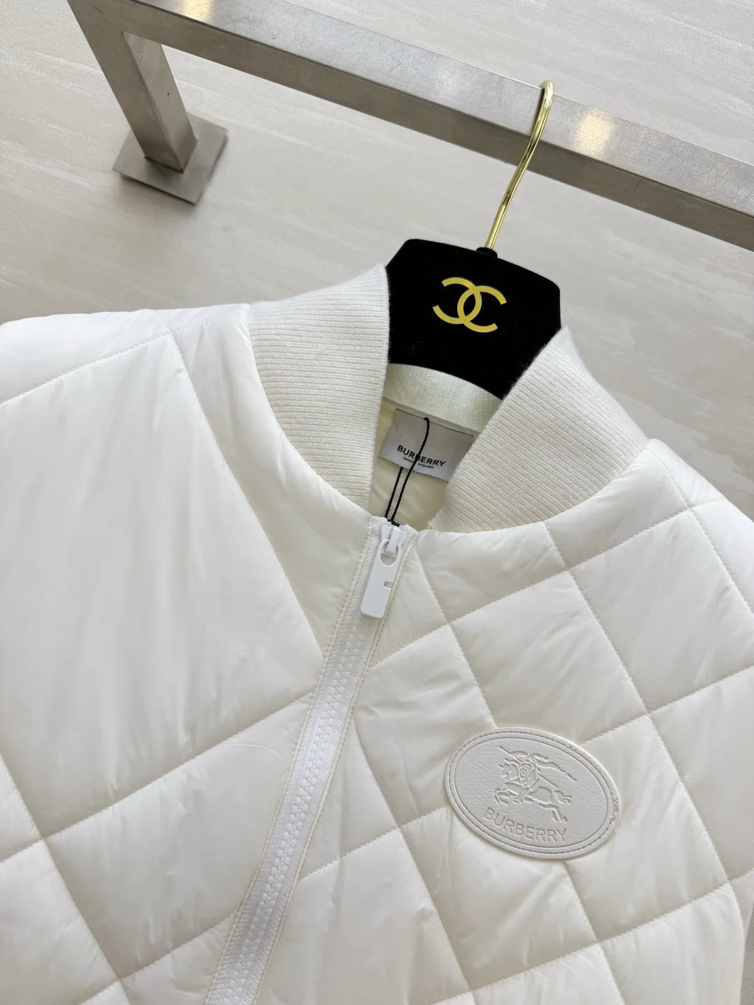 Жилеты Женские Burberry 18276681