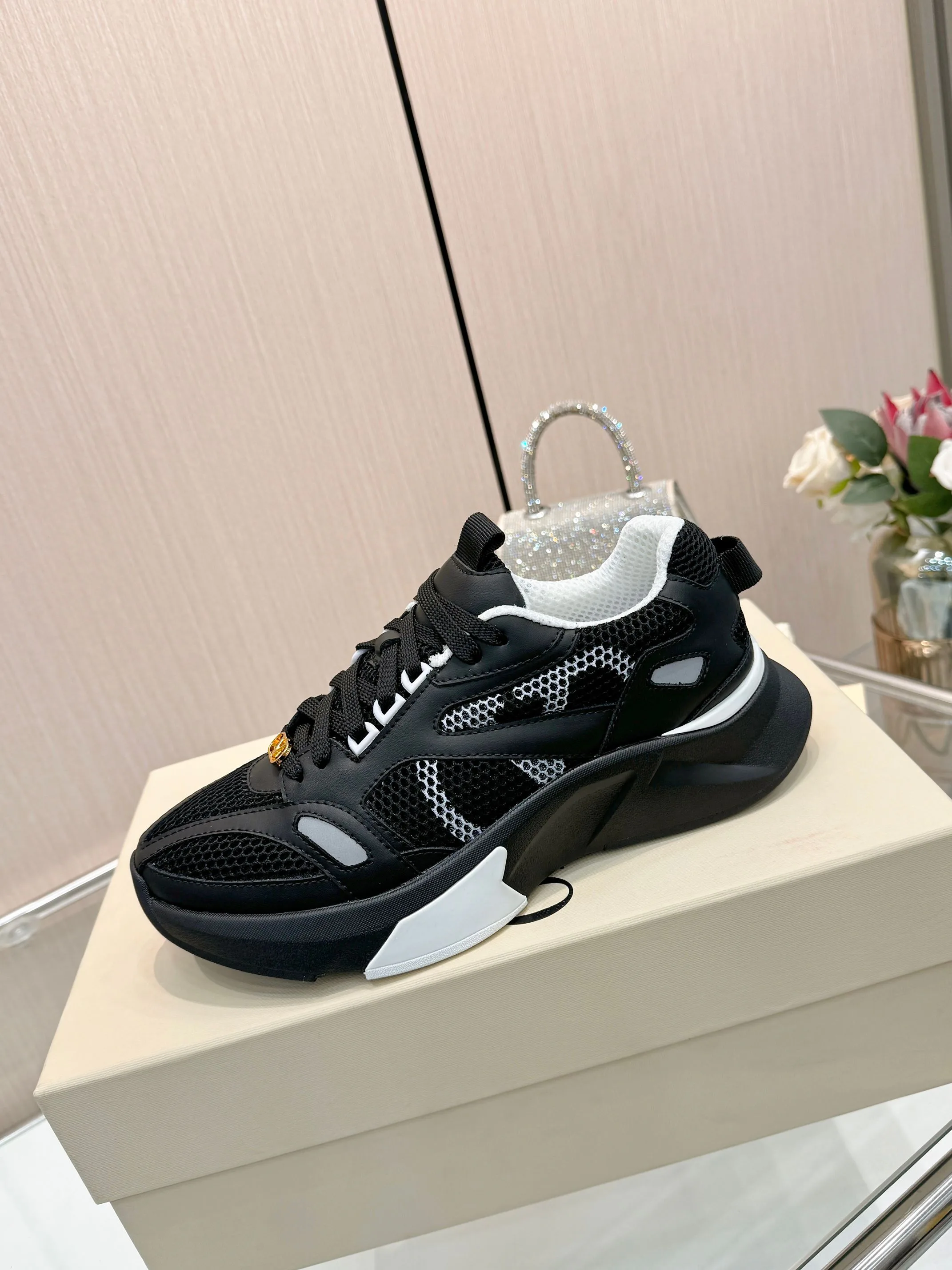 Кроссовки Мужские Valentino 17037991
